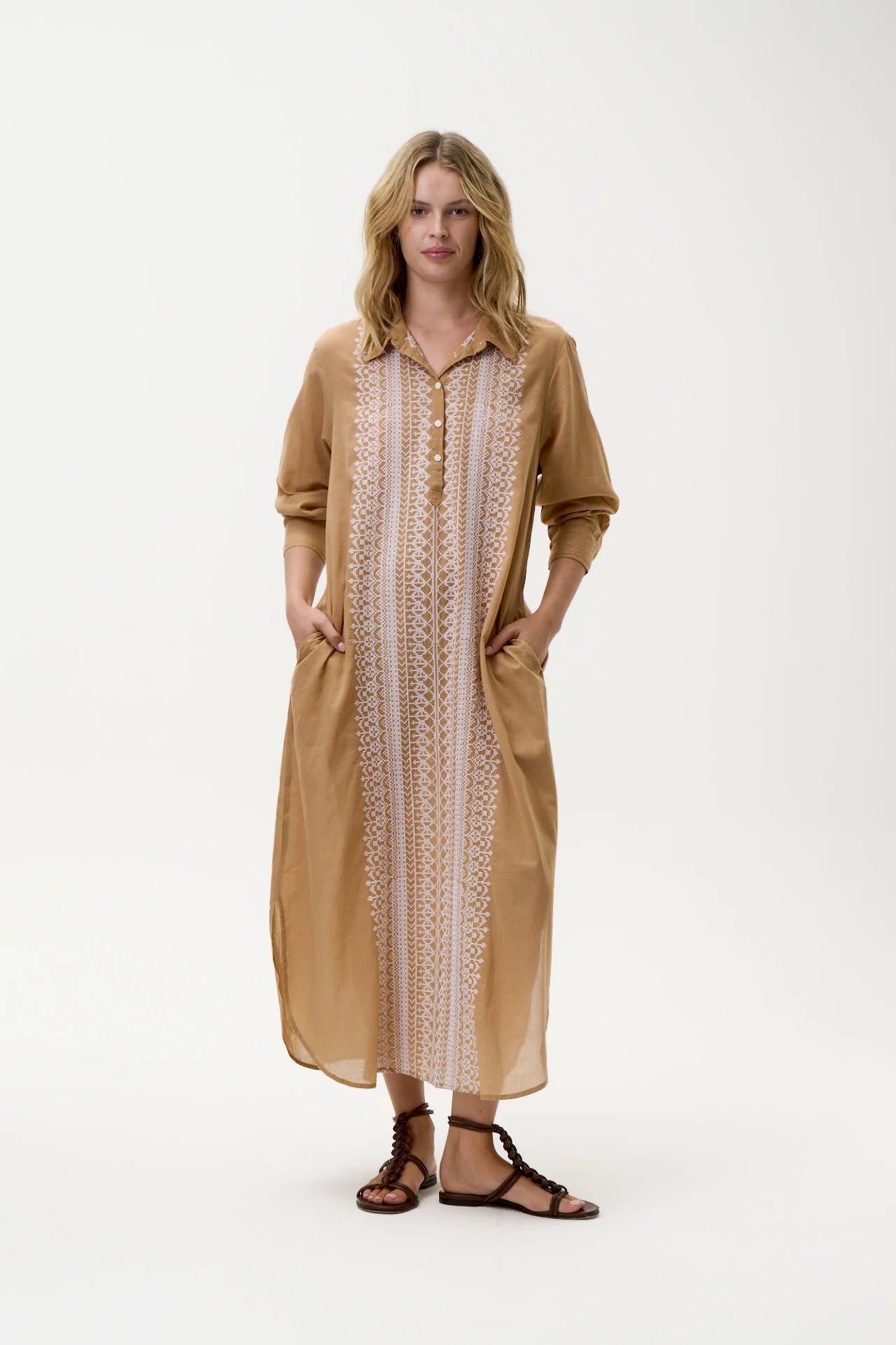 One Season | Fes Gilli Embroidery | Tan/White