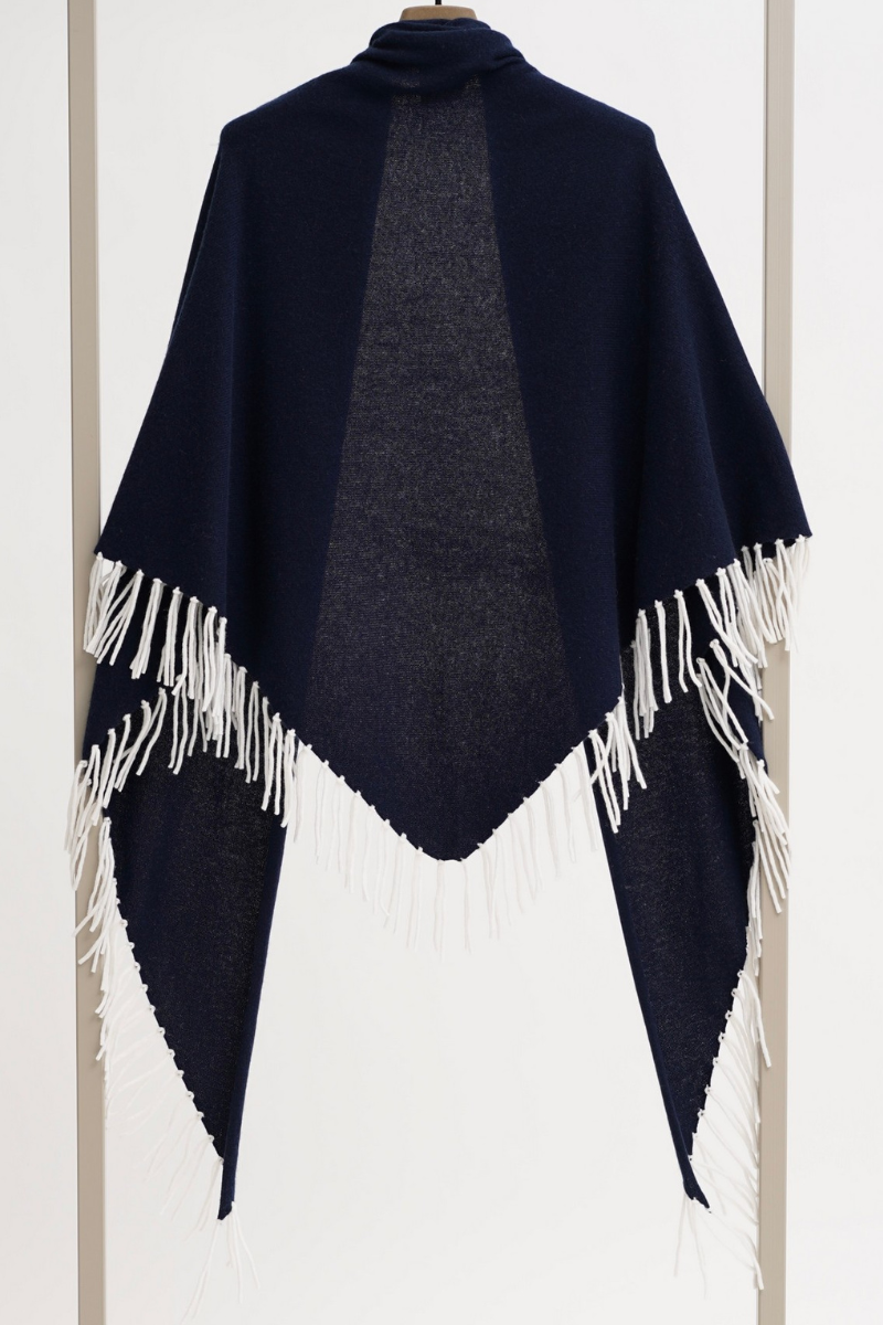 Herzen's Angelegenheit | Wrap Scarf | Marino Flint