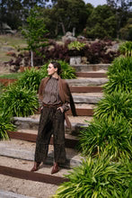 Maud Dainty | Drew Shirt | Mud Cake