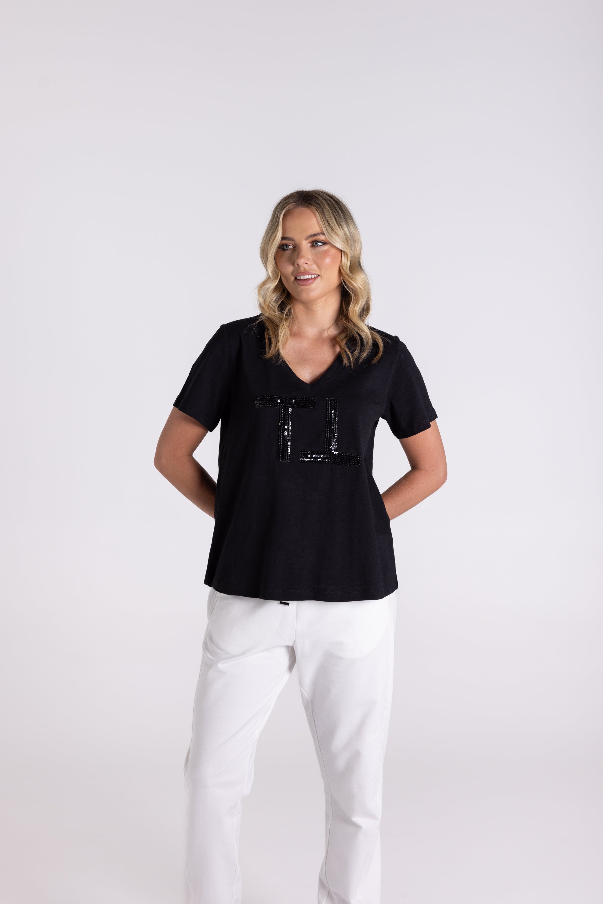 Two T's | V Neck Beaded Sequin Logo T-Shirt | Black