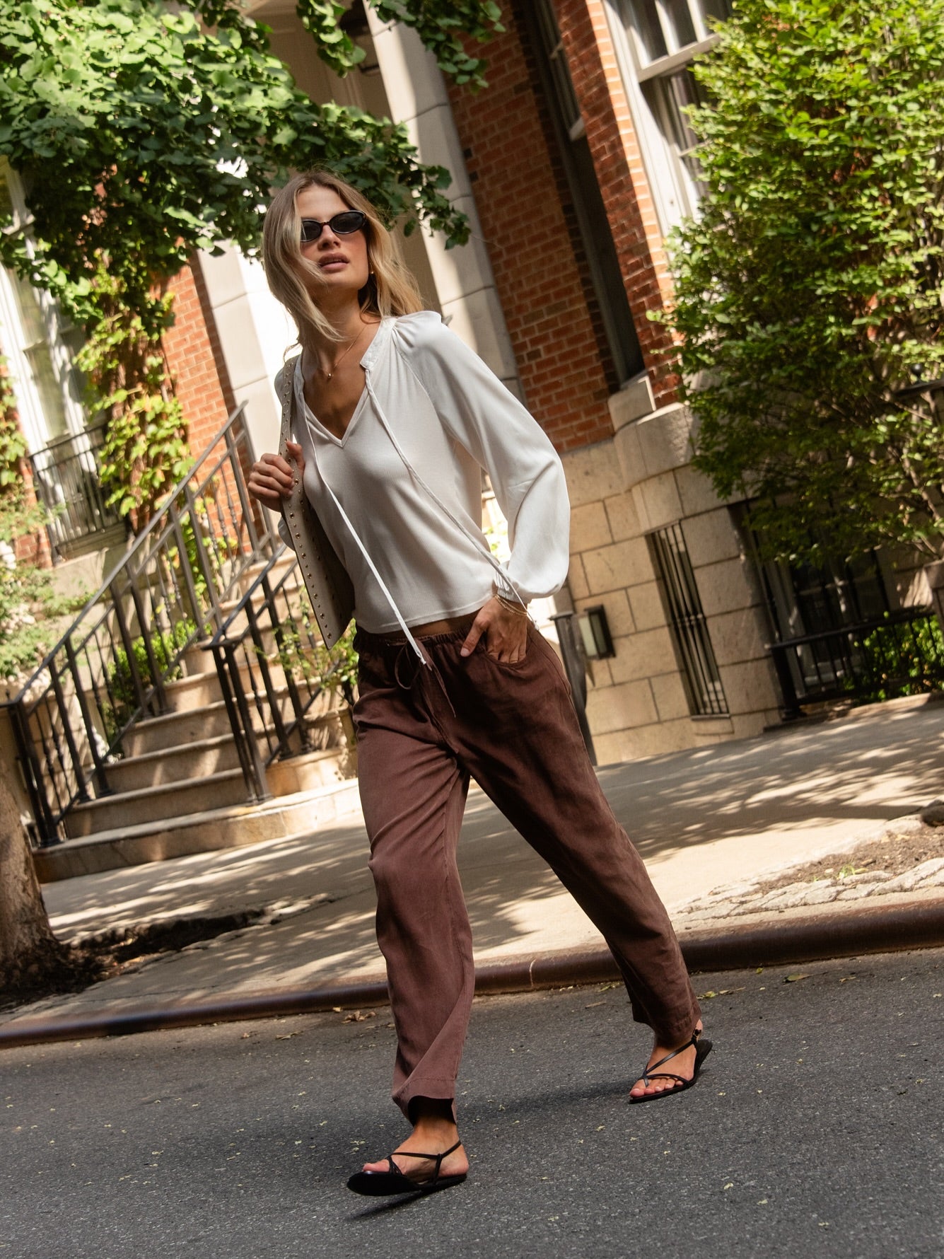 Bella Dahl | Pull on Trouser | Saddle Brown