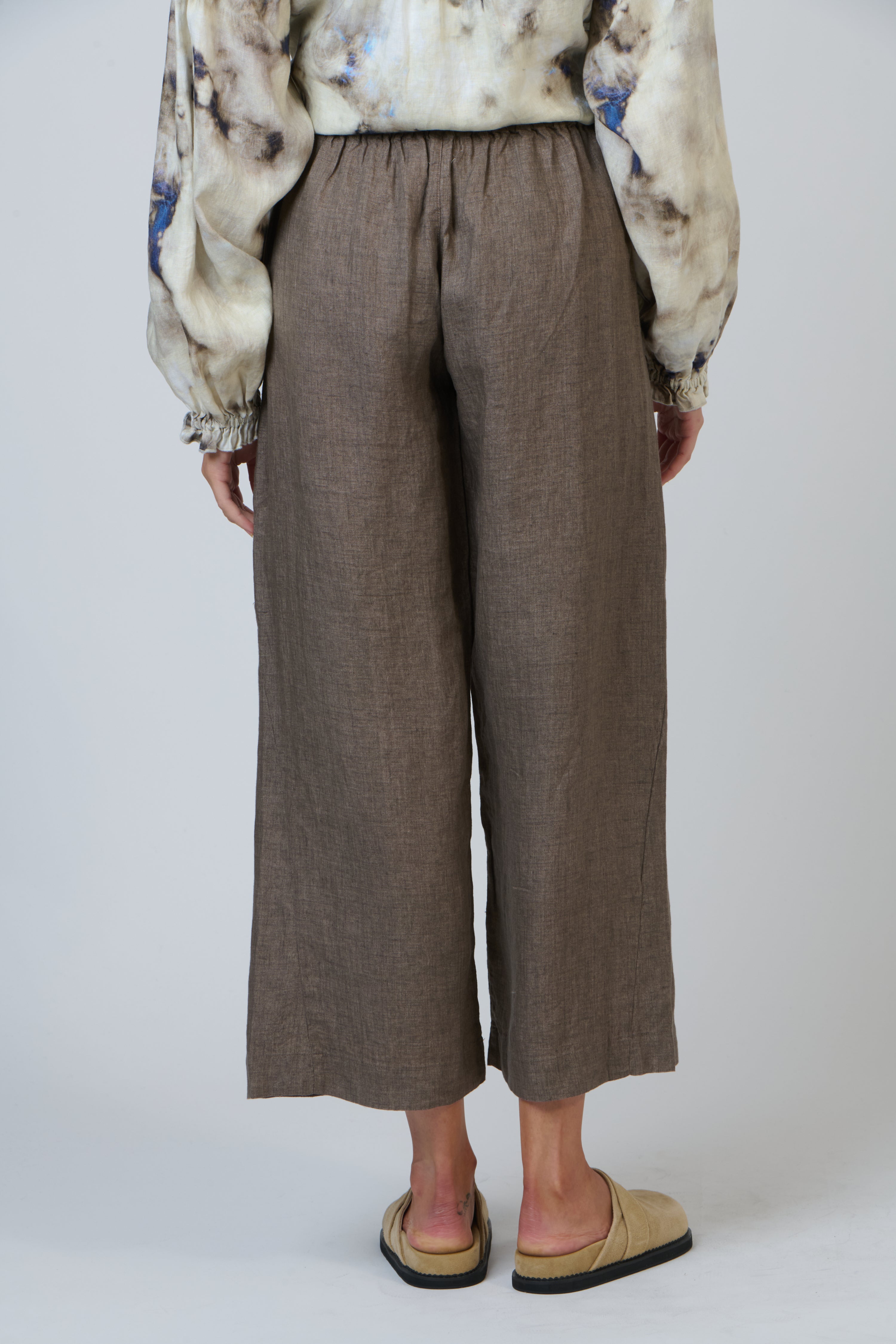 Naturals | Flat Front Pants with Front Internal Pocket | Cigar