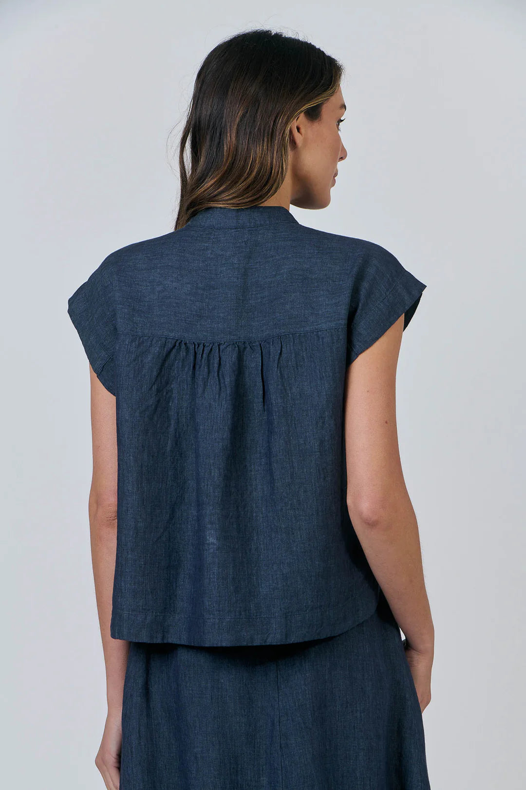 Naturals | Top with Curved Hemline | Poseidon