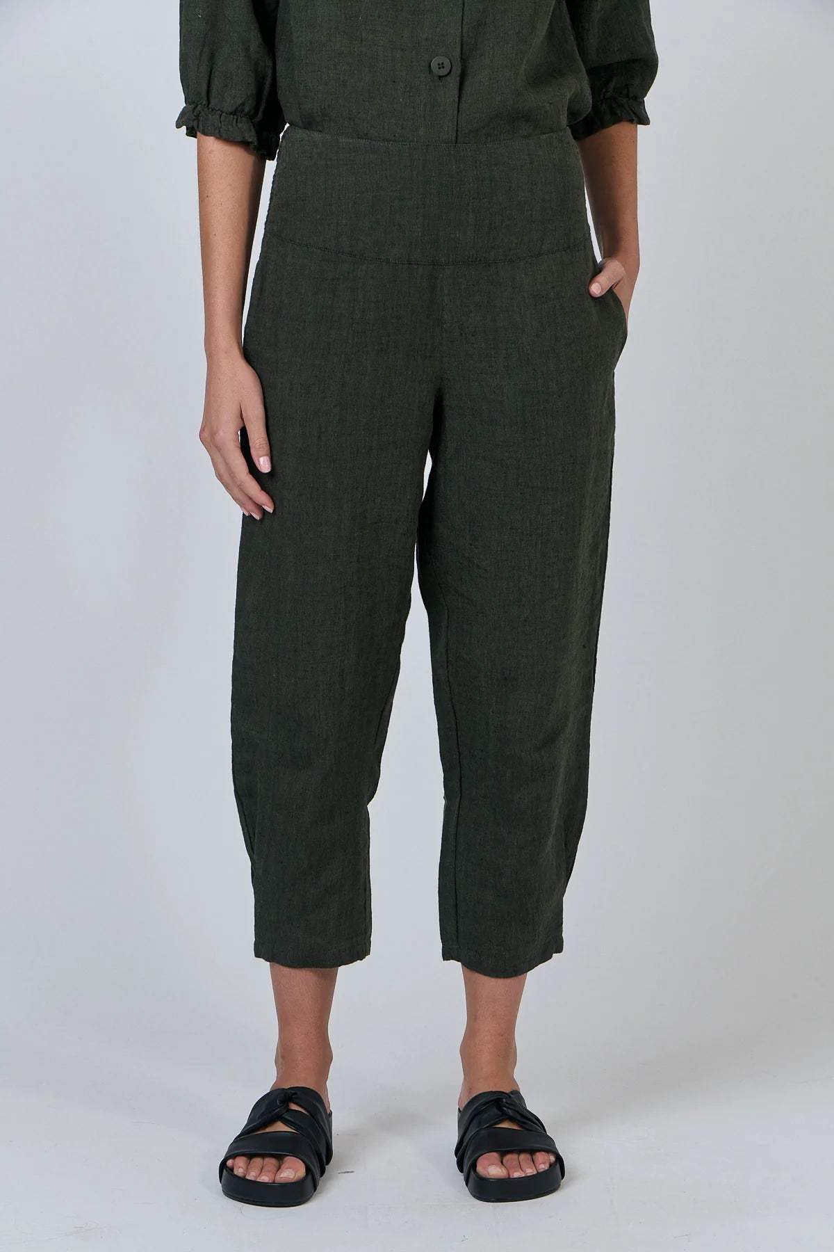 Naturals | Flat Front Pants with Tapered Leg | Licorice