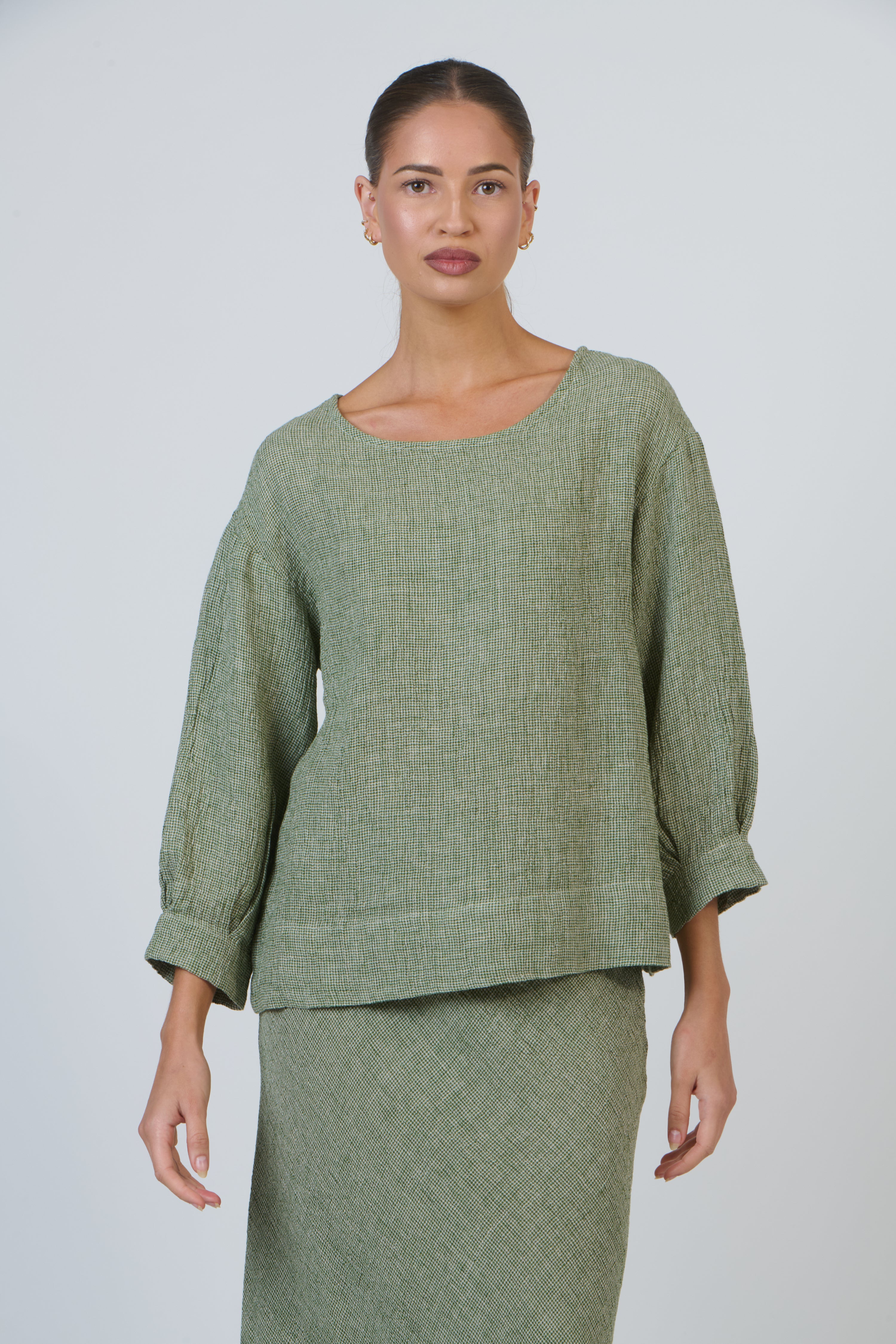 Naturals | Round Neck 3/4 Sleeve Top | Oregano
