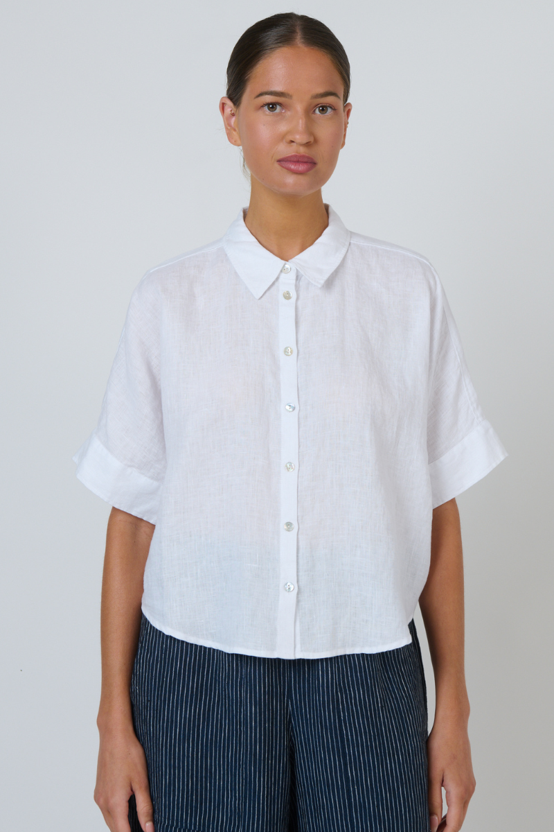 Naturals | Linen Button Through Top with Collar | White