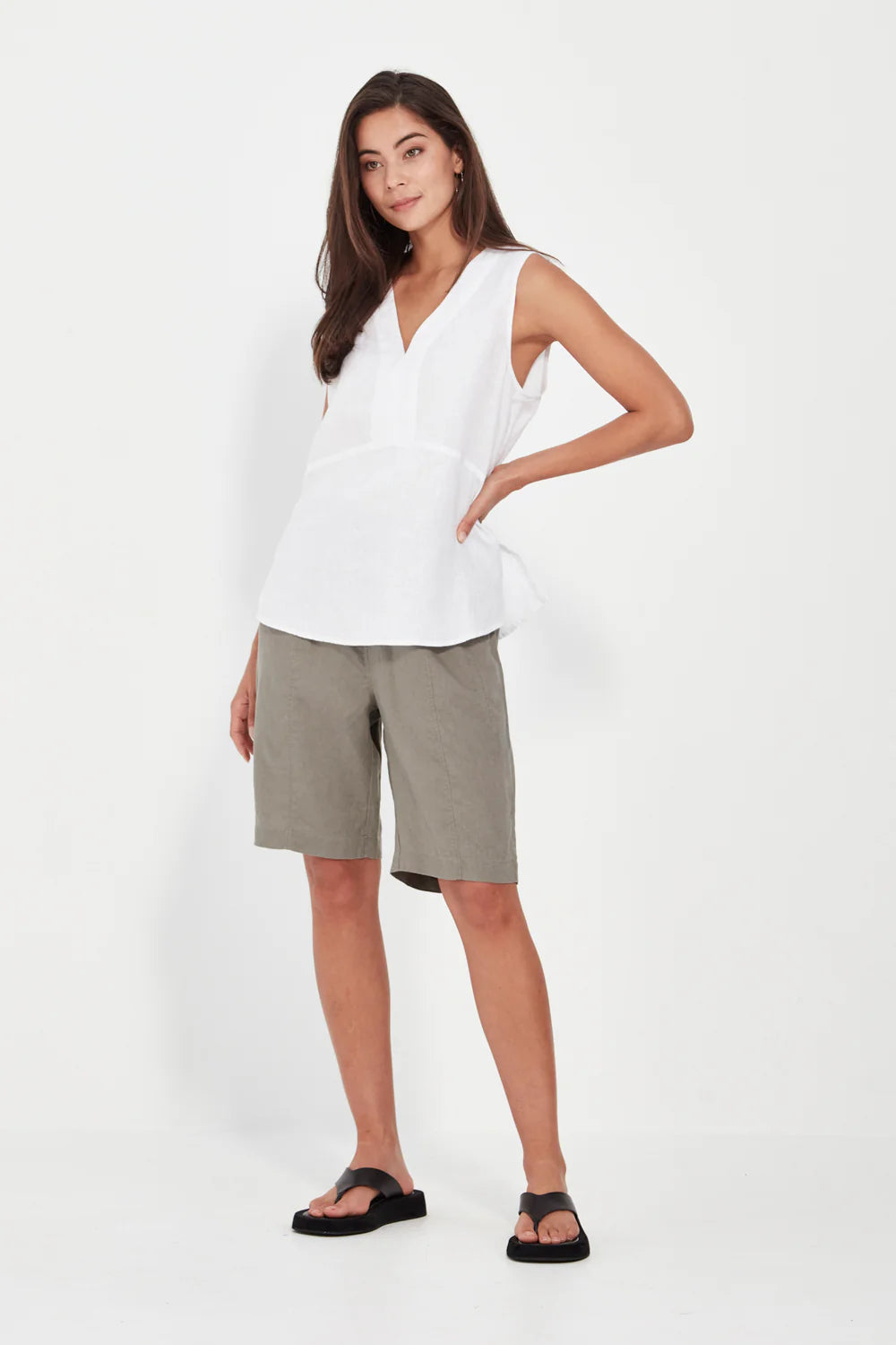 Verge I Delta Short I Thyme