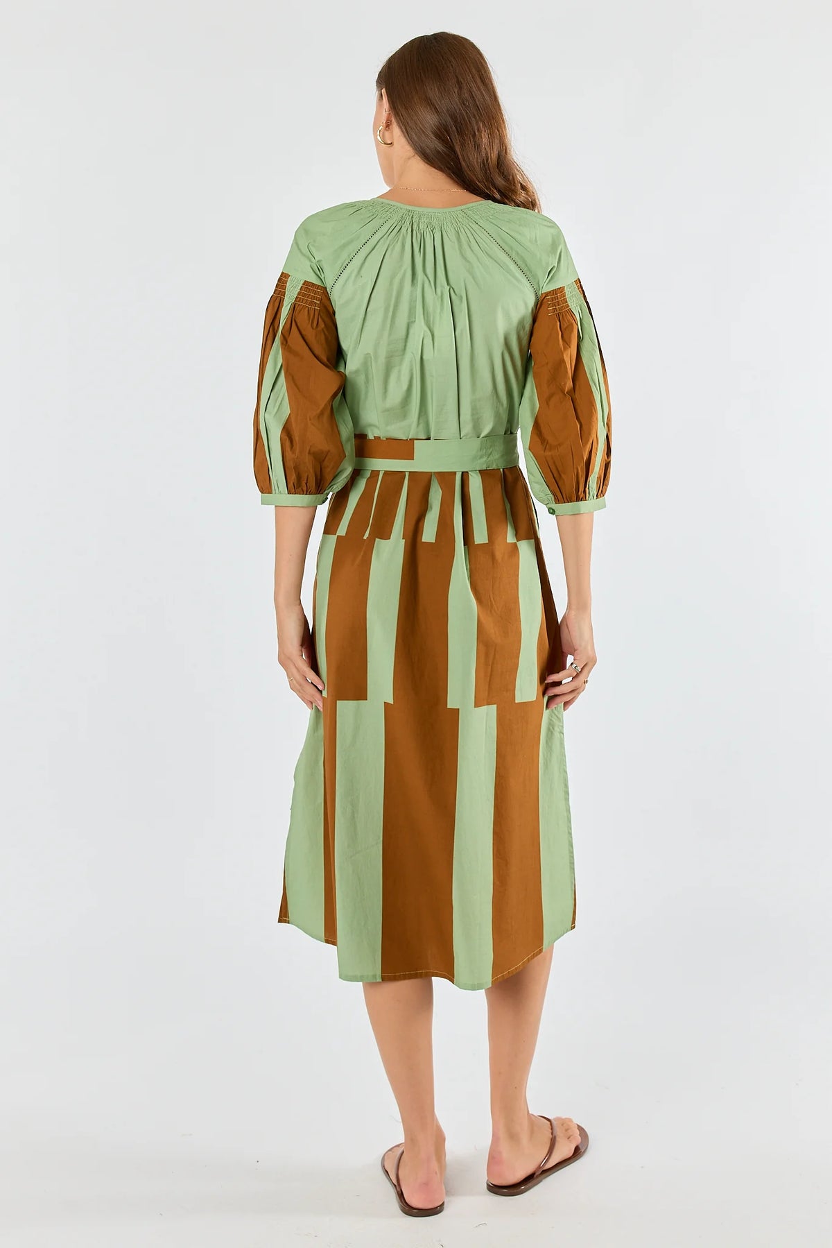 Itami | Cension Embroidered Kaftan | Khaki