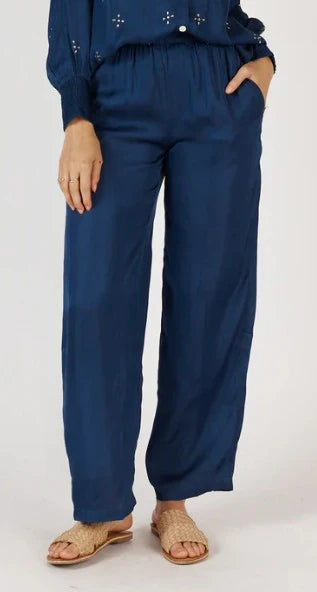 Ruby Yaya I Munchen Pant I Navy