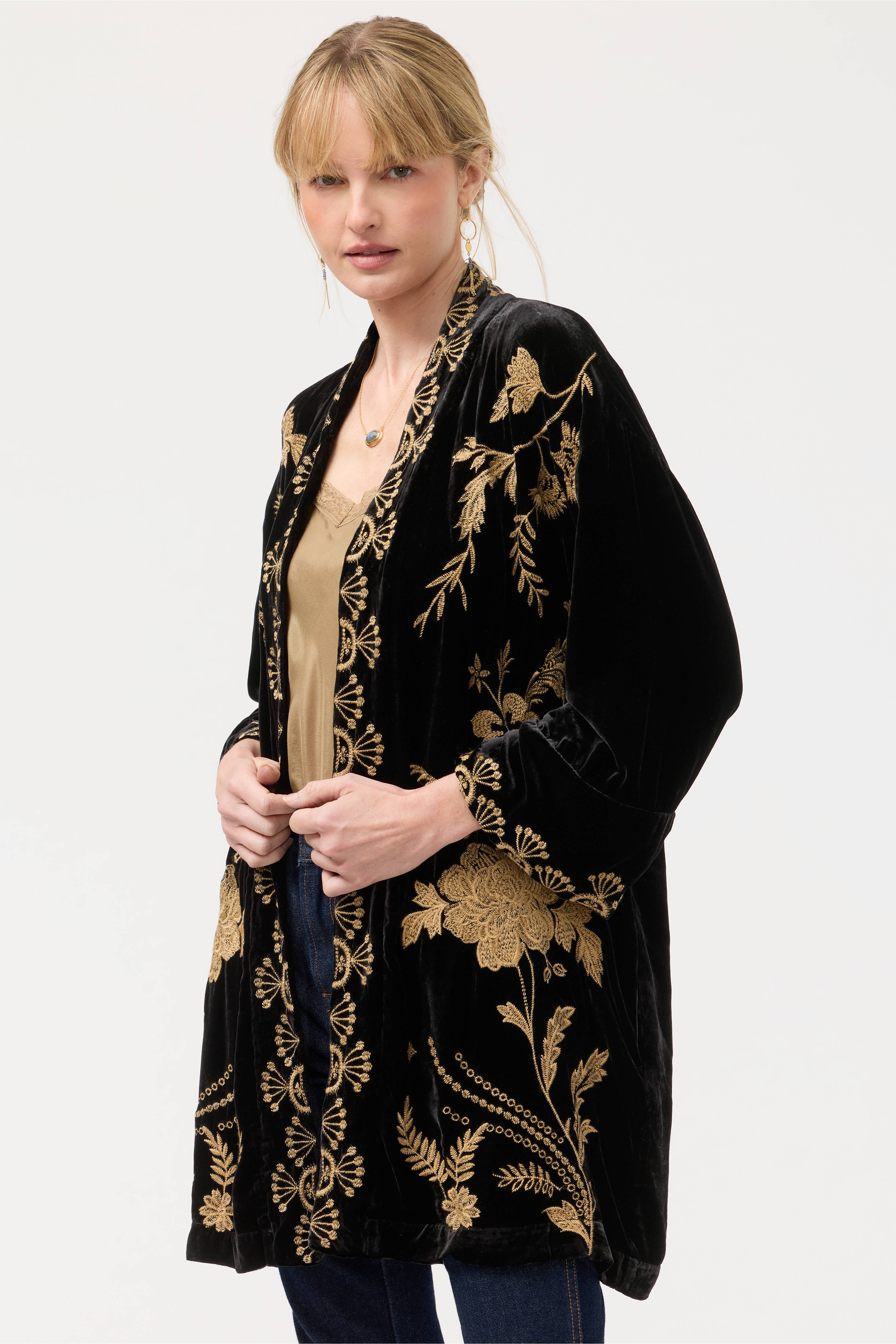 Johnny Was | Lara Velvet Kimono | Black
