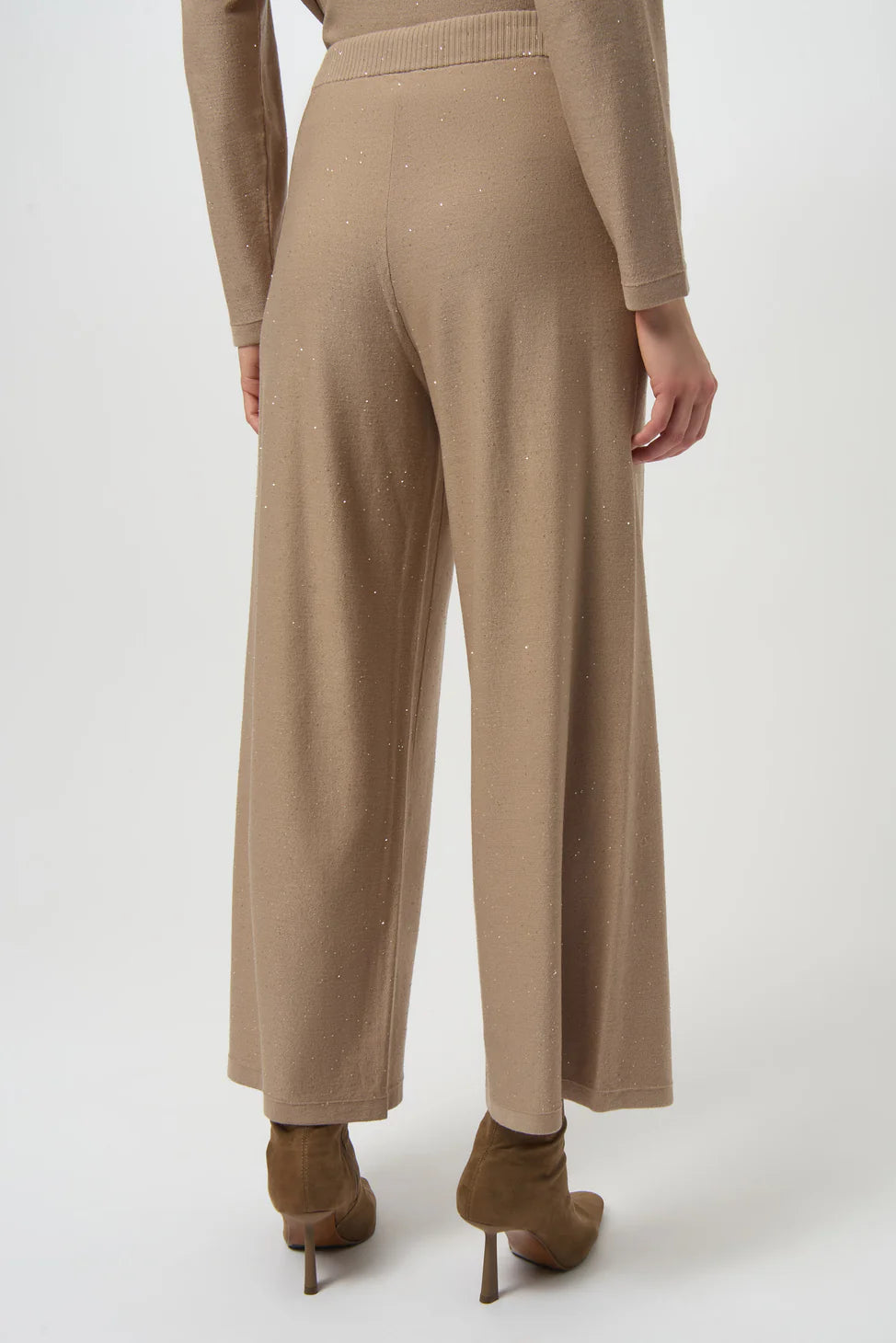 Joseph Ribkoff | Sequin Knit Culotte Pants | Fawn