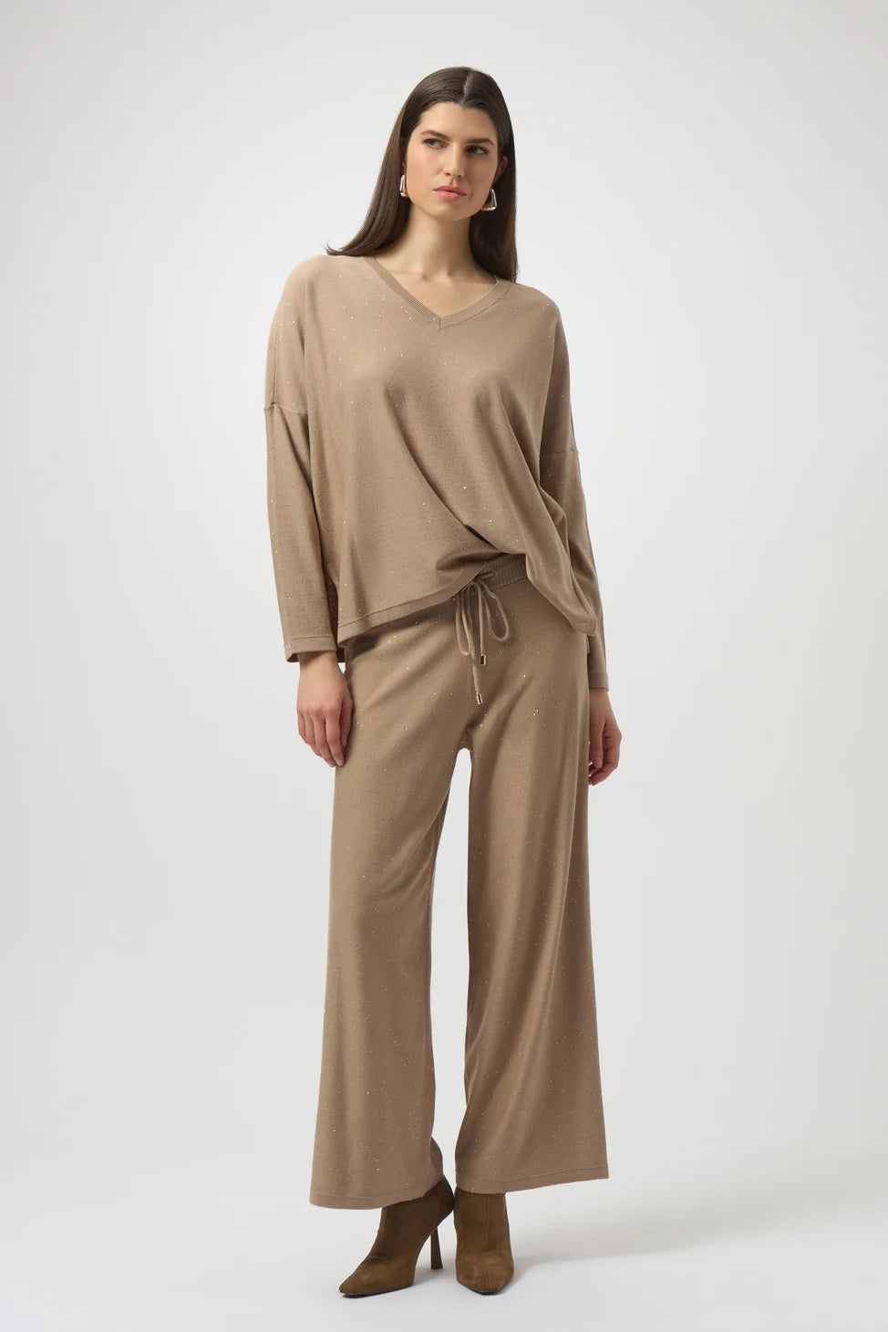 Joseph Ribkoff | Sequin Knit Culotte Pants | Fawn