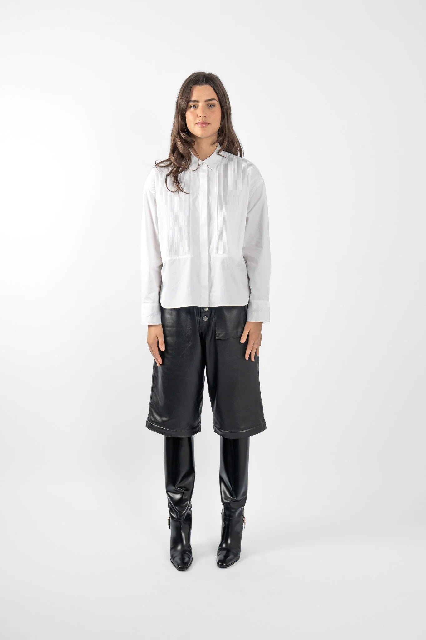 Maud Dainty | Bobby Pin Shirt | White