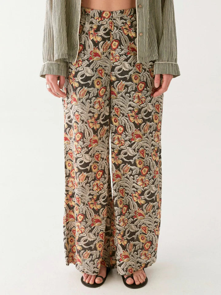 Maison Hotel | Hugo Pants | Piña Colada