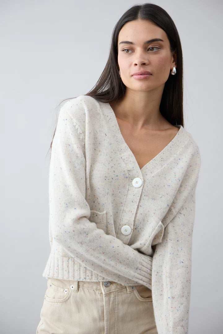 Mia Fratino | Edina Cardi | Seashell