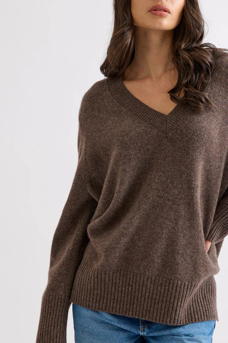 Mia Fratino | Aurelie Vee | Espresso