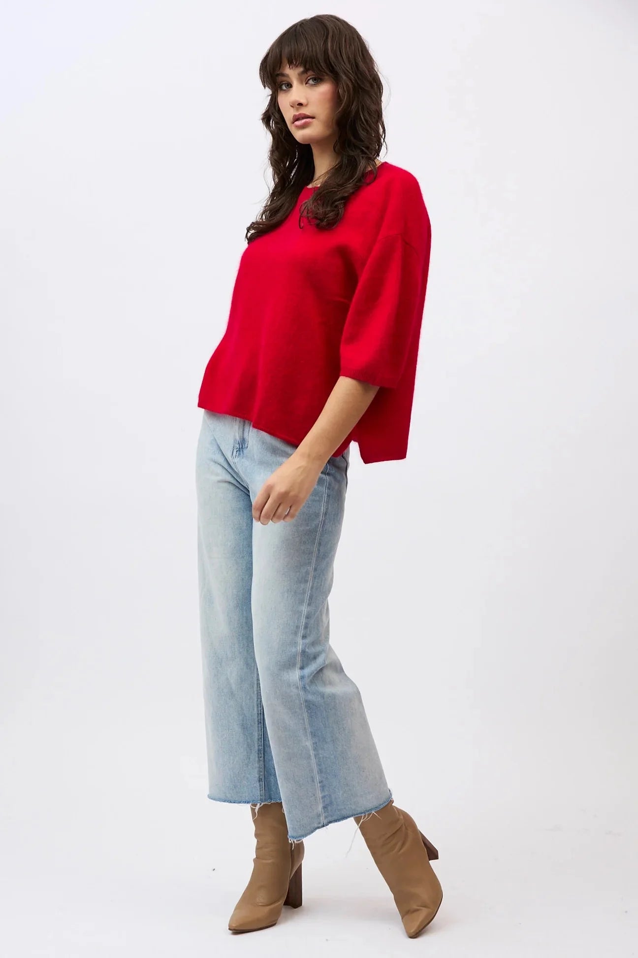 Mia Fratino | Eliza Tee | Scarlet