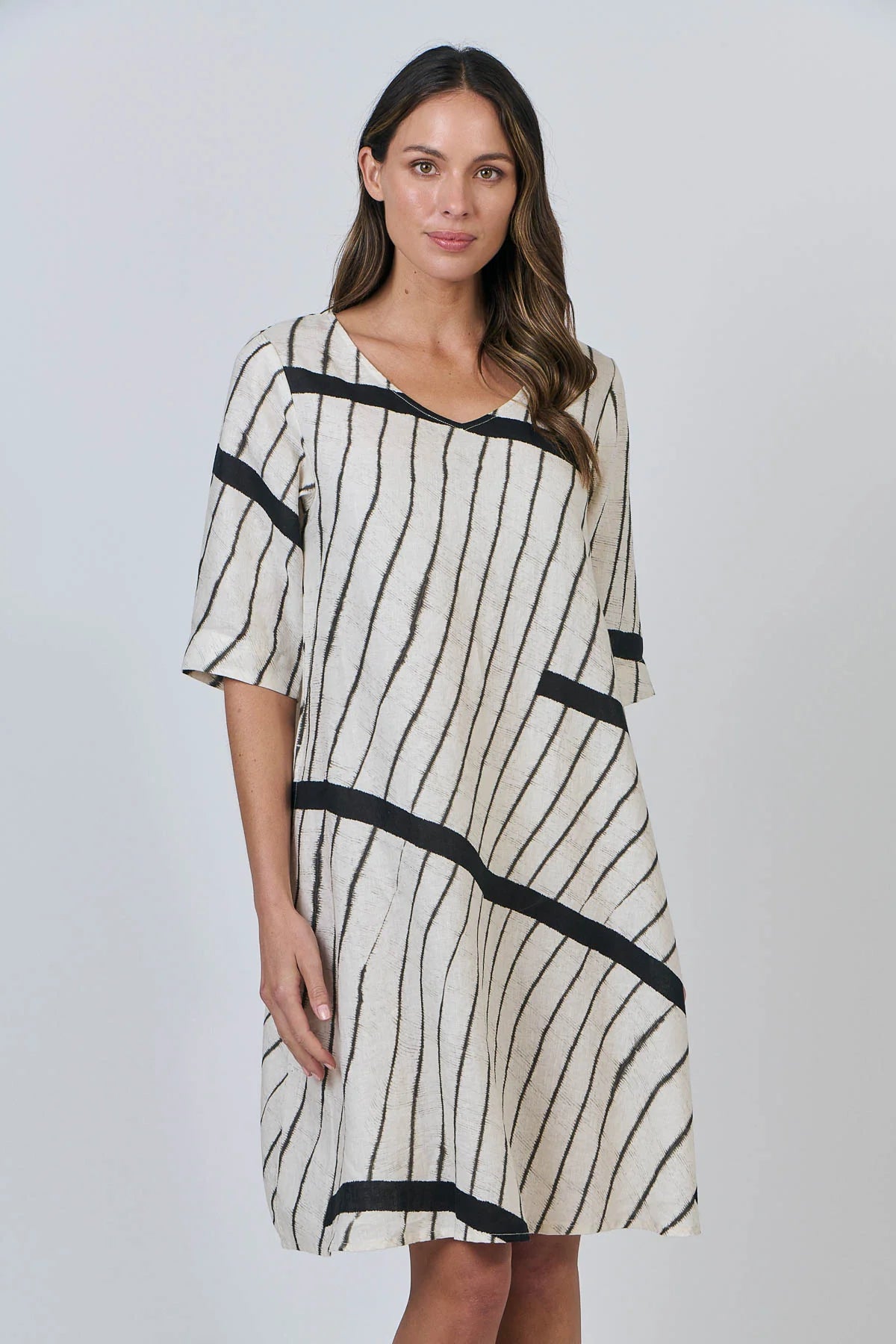 Naturals | Dress With Side Pocket | Isobars