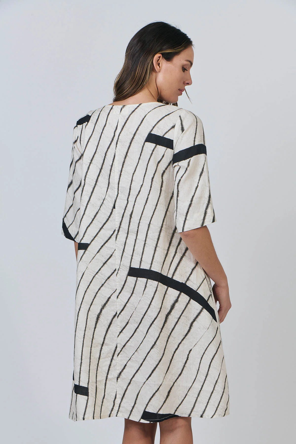 Naturals | Dress With Side Pocket | Isobars