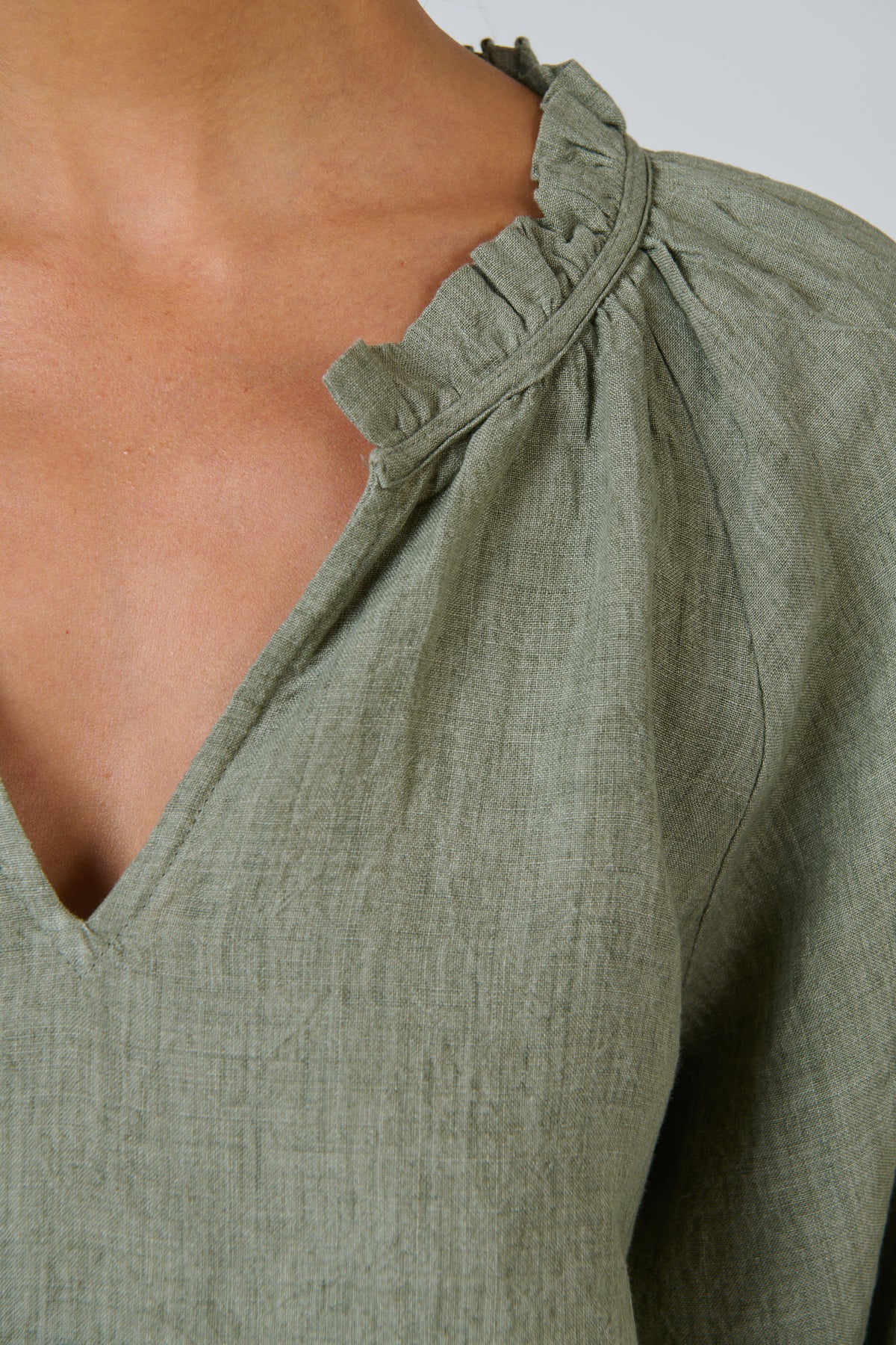 Naturals | Linen Top | Artichoke