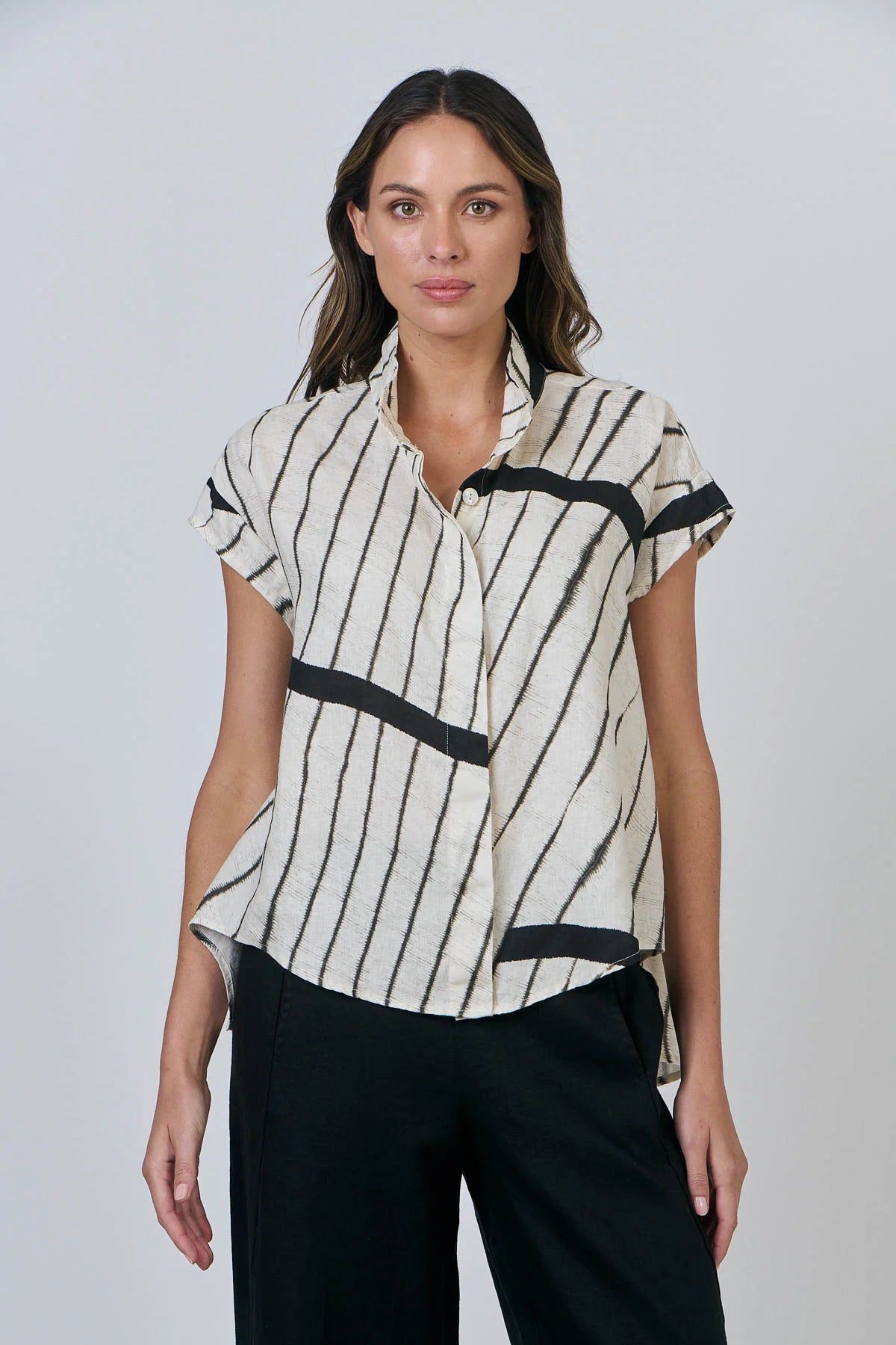 Naturals | Top with Hem Detail | Isobars