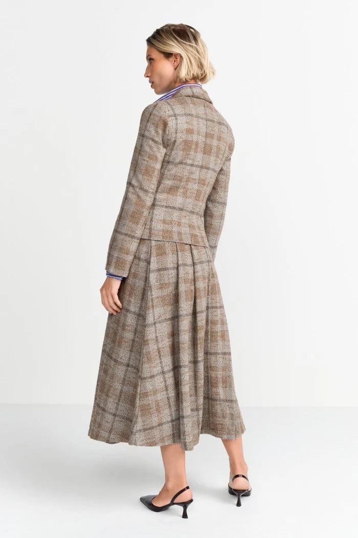 Rich & Royal | Jacquard Blazer | Caramel Spice