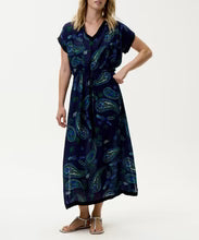 One Season I Sammi Hanalei Bay Dress I Navy Paisley