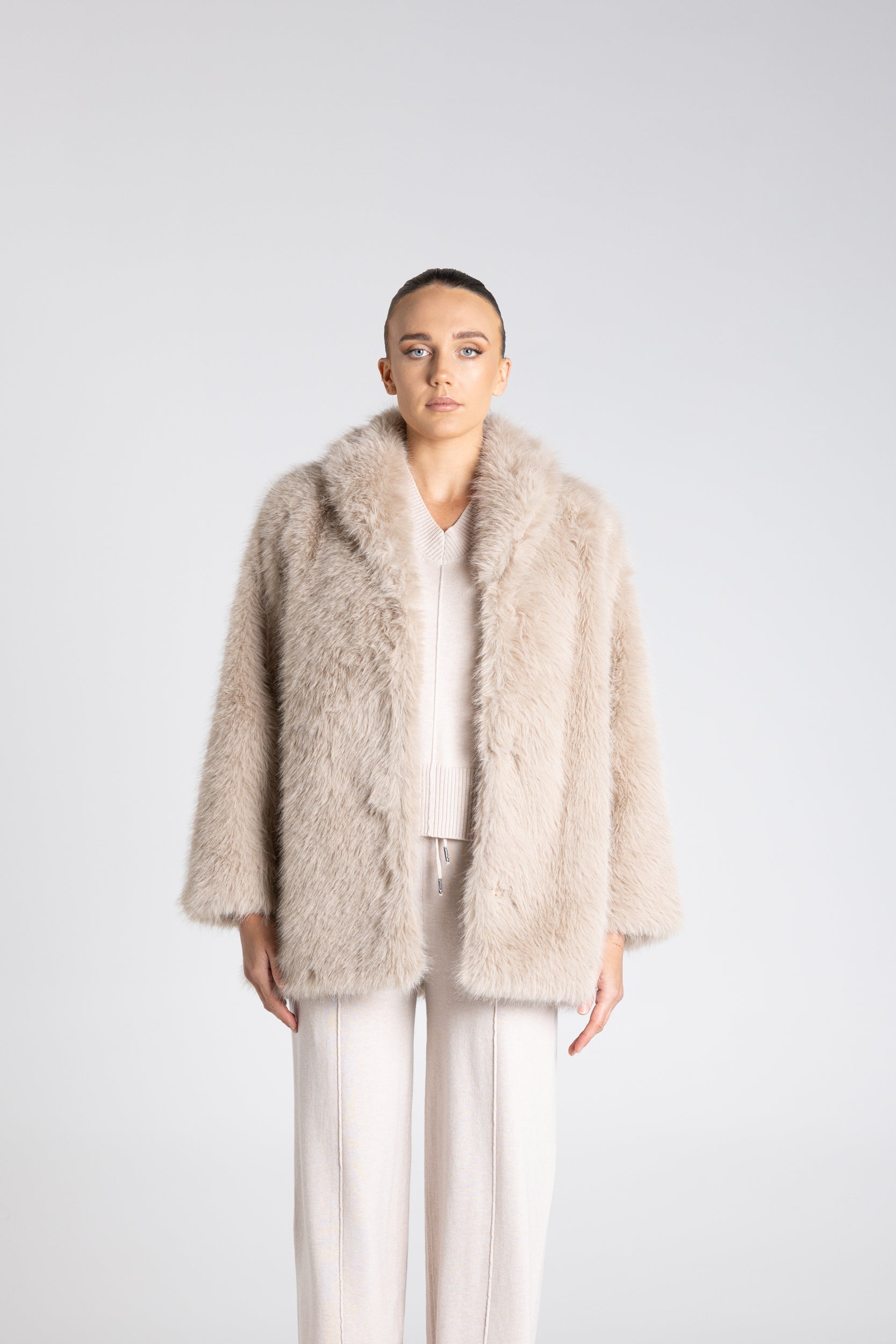 Two T's | Faux Fur Coat | Oat