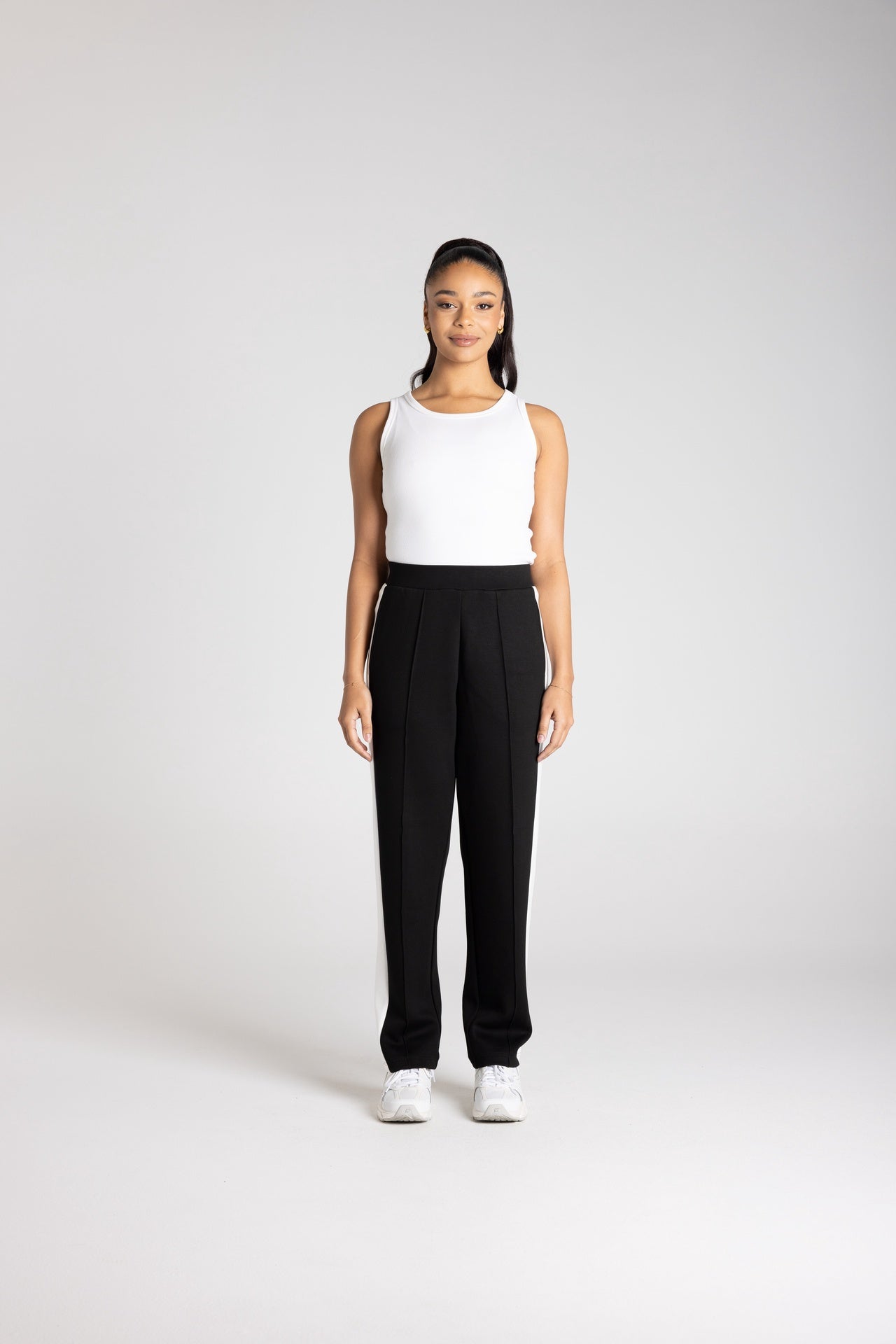 Two T's | Travel Pant | Black/Ivory