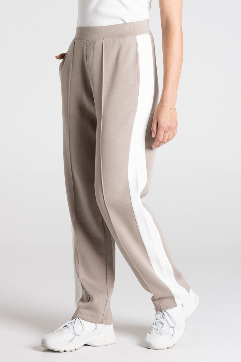 Two T's | Travel Pant | Pebble/Ivory