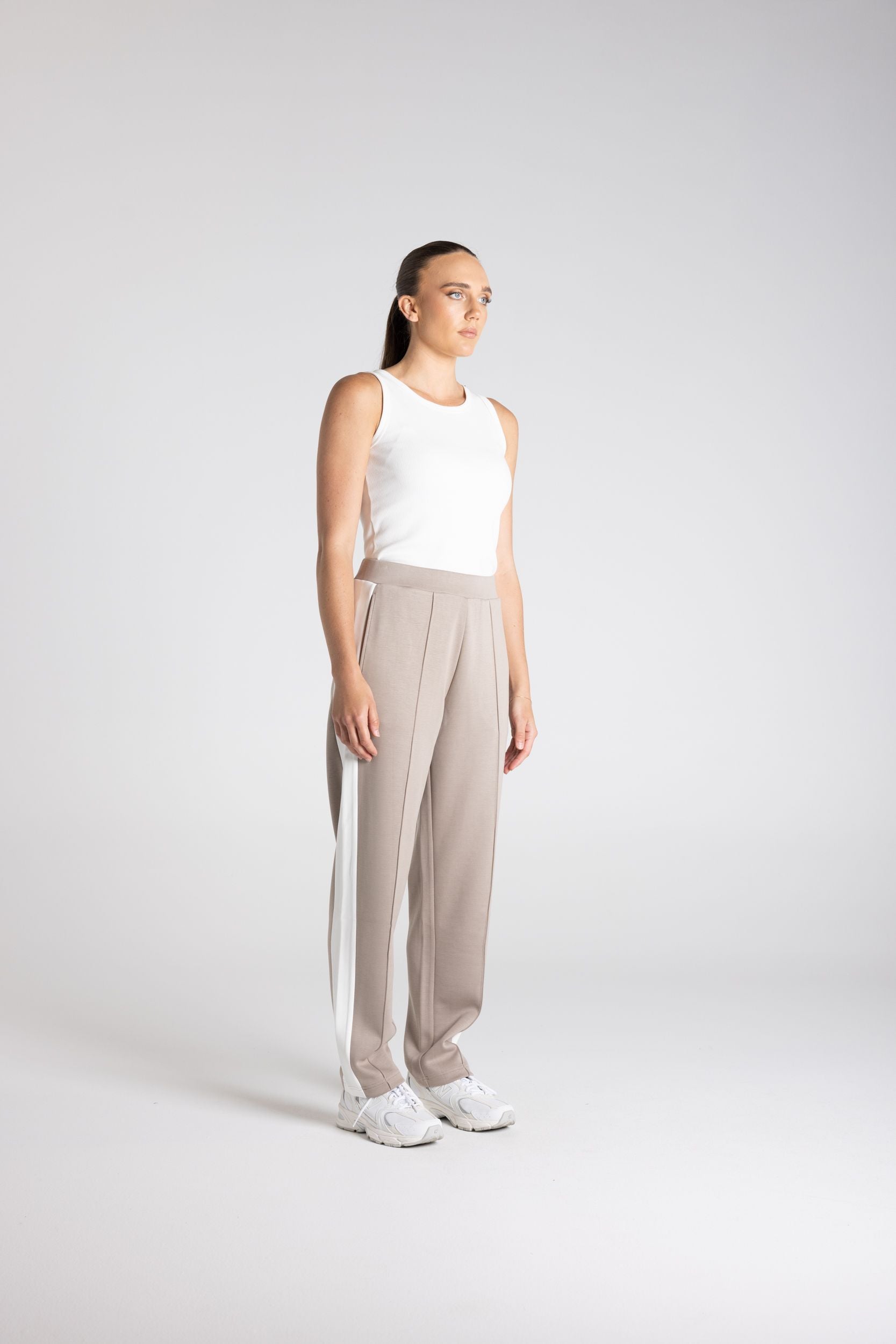 Two T's | Travel Pant | Pebble/Ivory