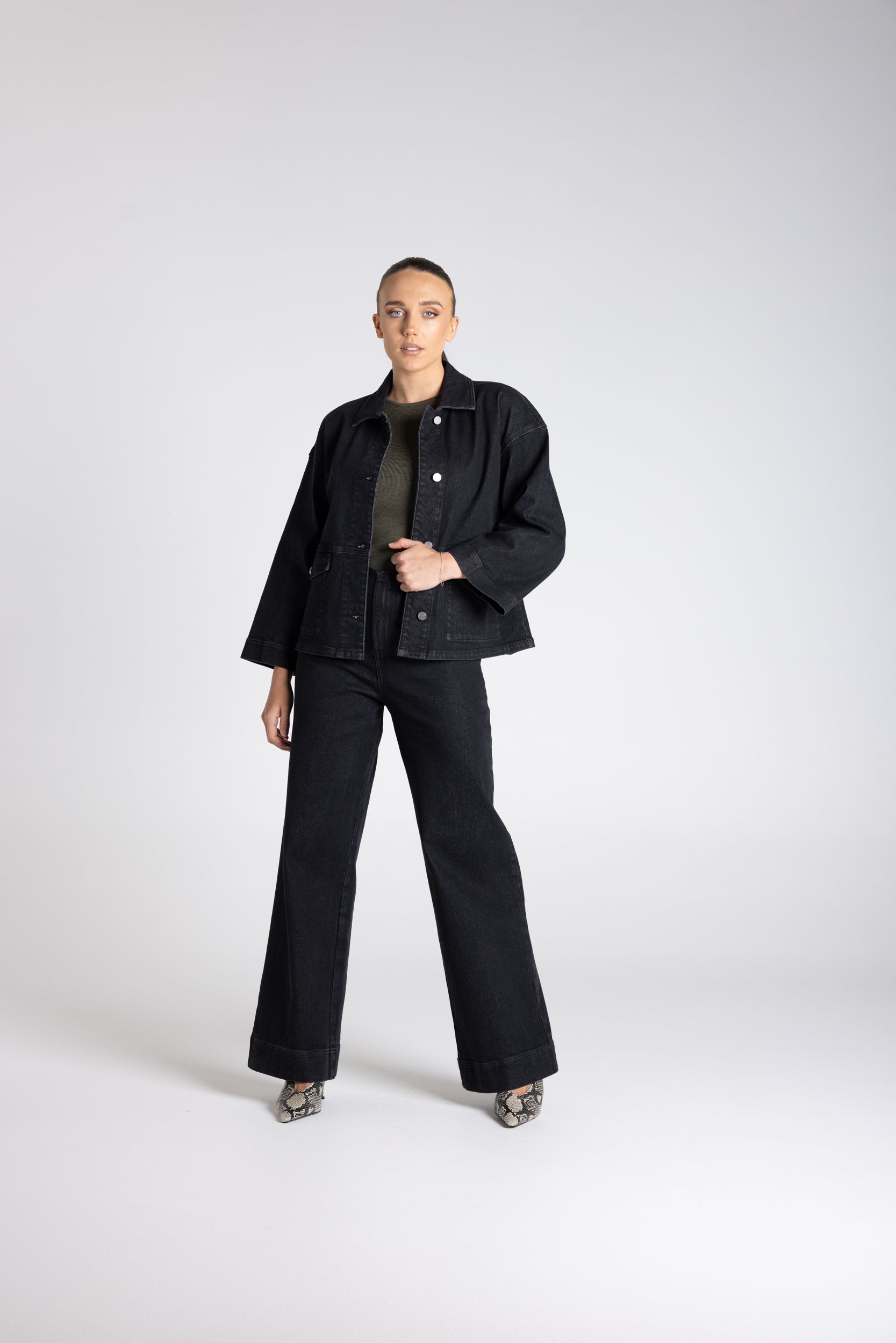 Two T's | Denim Jacket | Black Denim