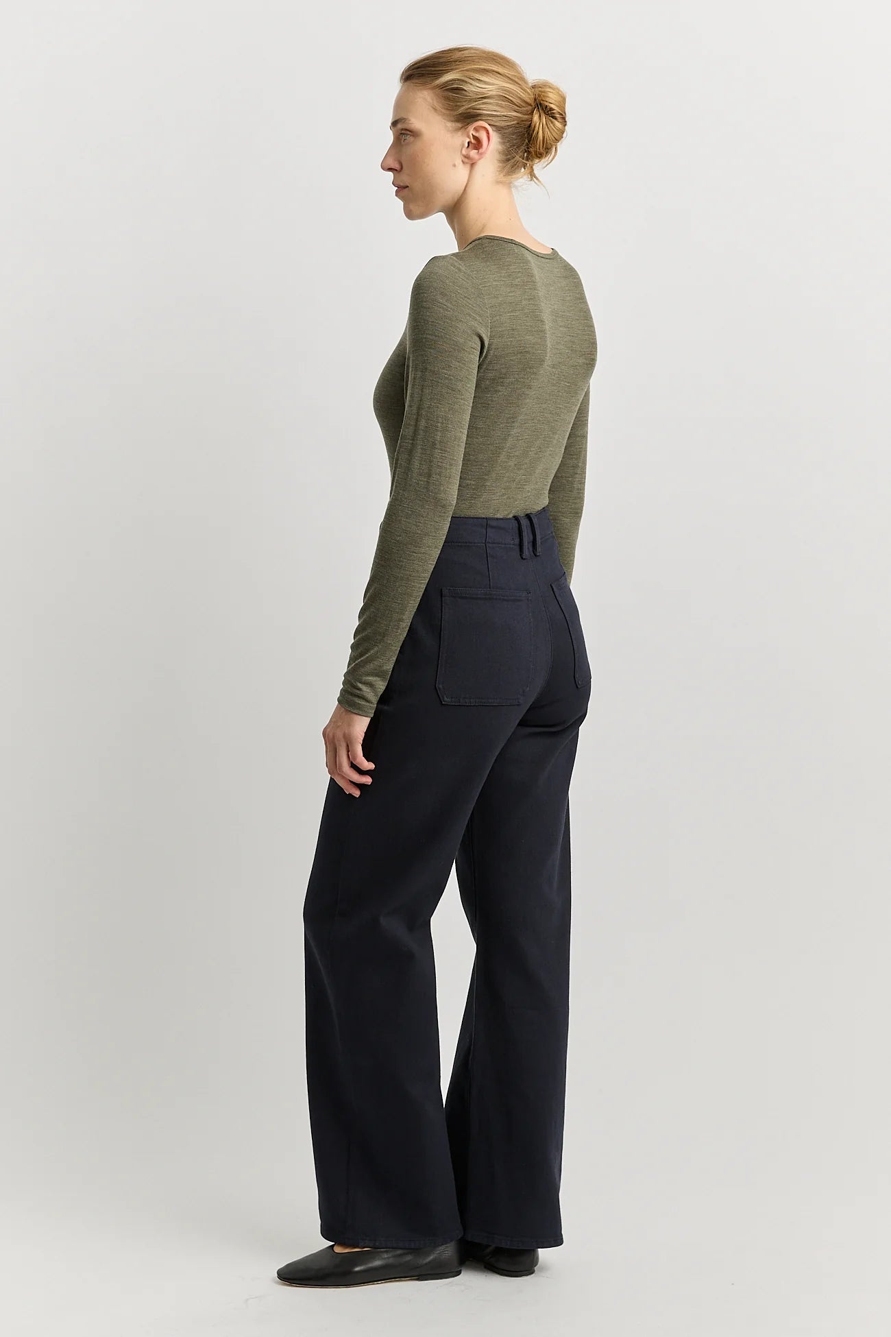 Toorallie | Crew Merino Tee | Kale