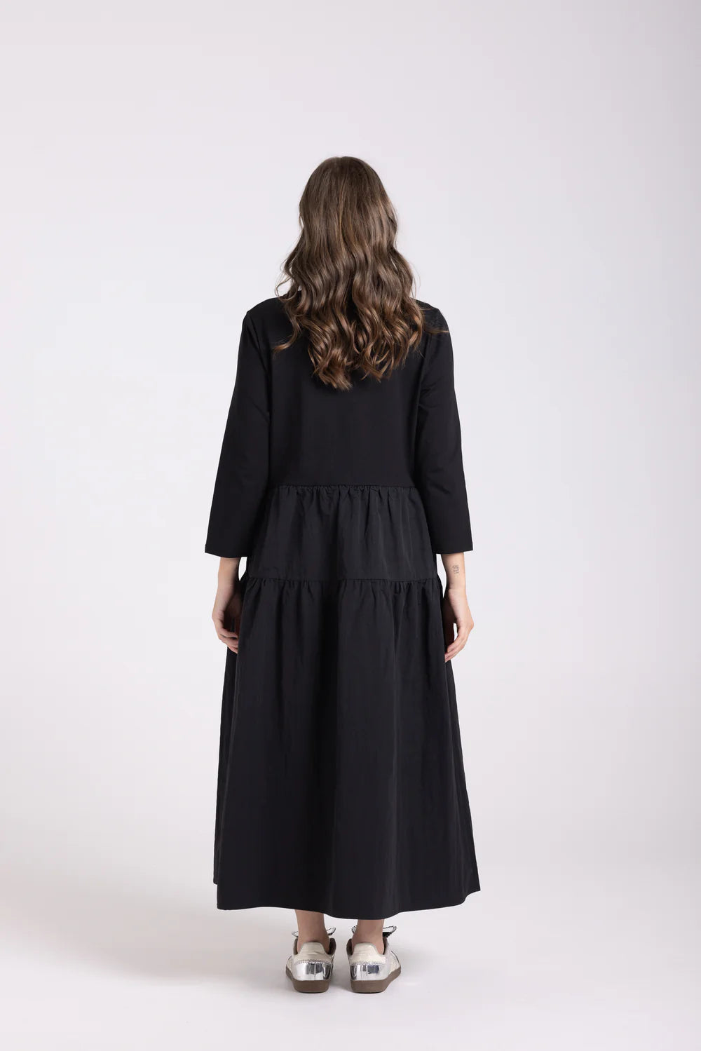 Two T's | Crushed Lux Midi Dress | Black