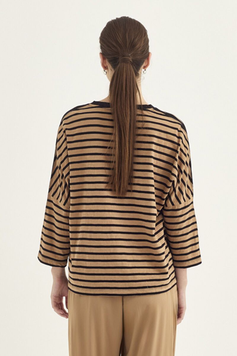 Verge | Scenic Stripe Top | Black/Caramel