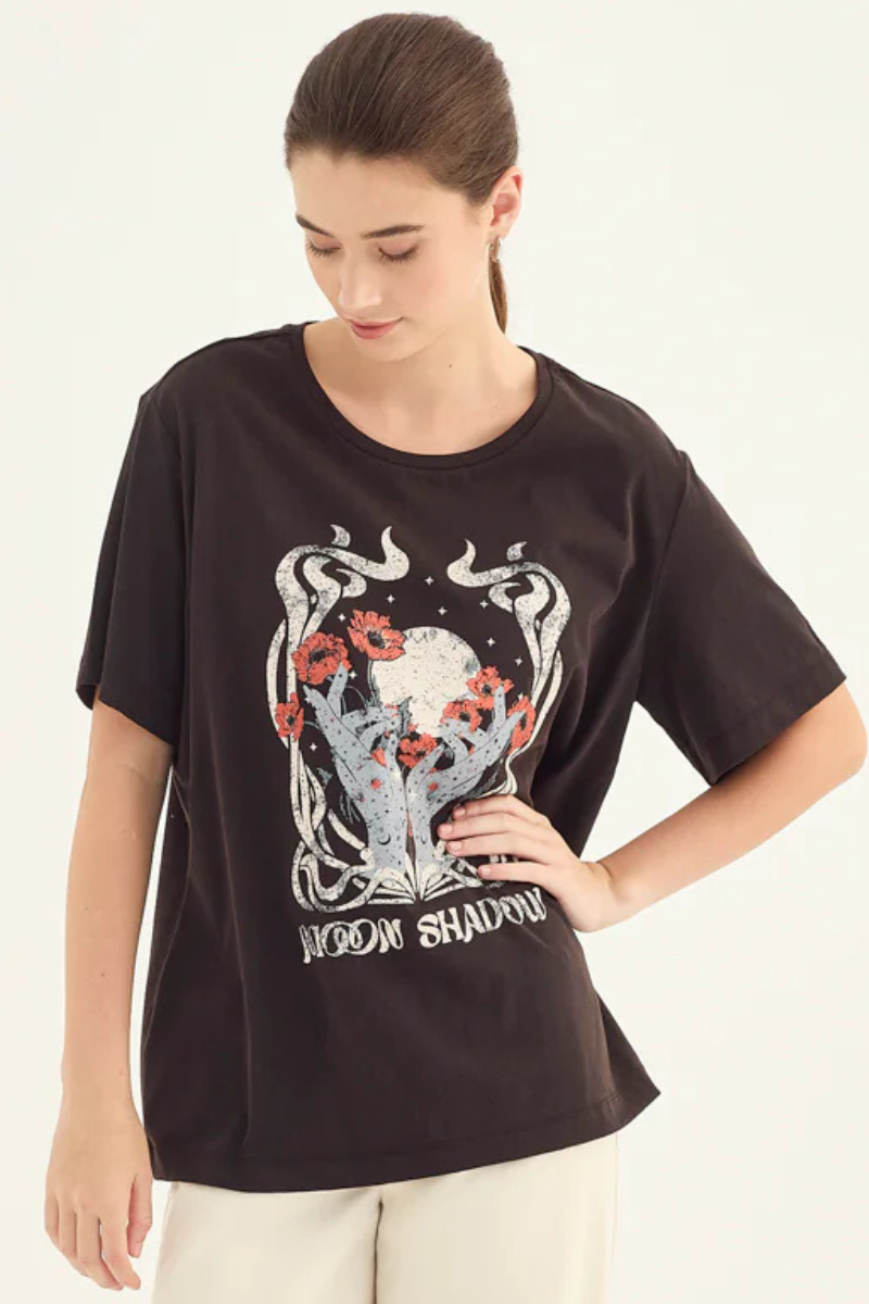 Verge | Tarot Tee | Raven