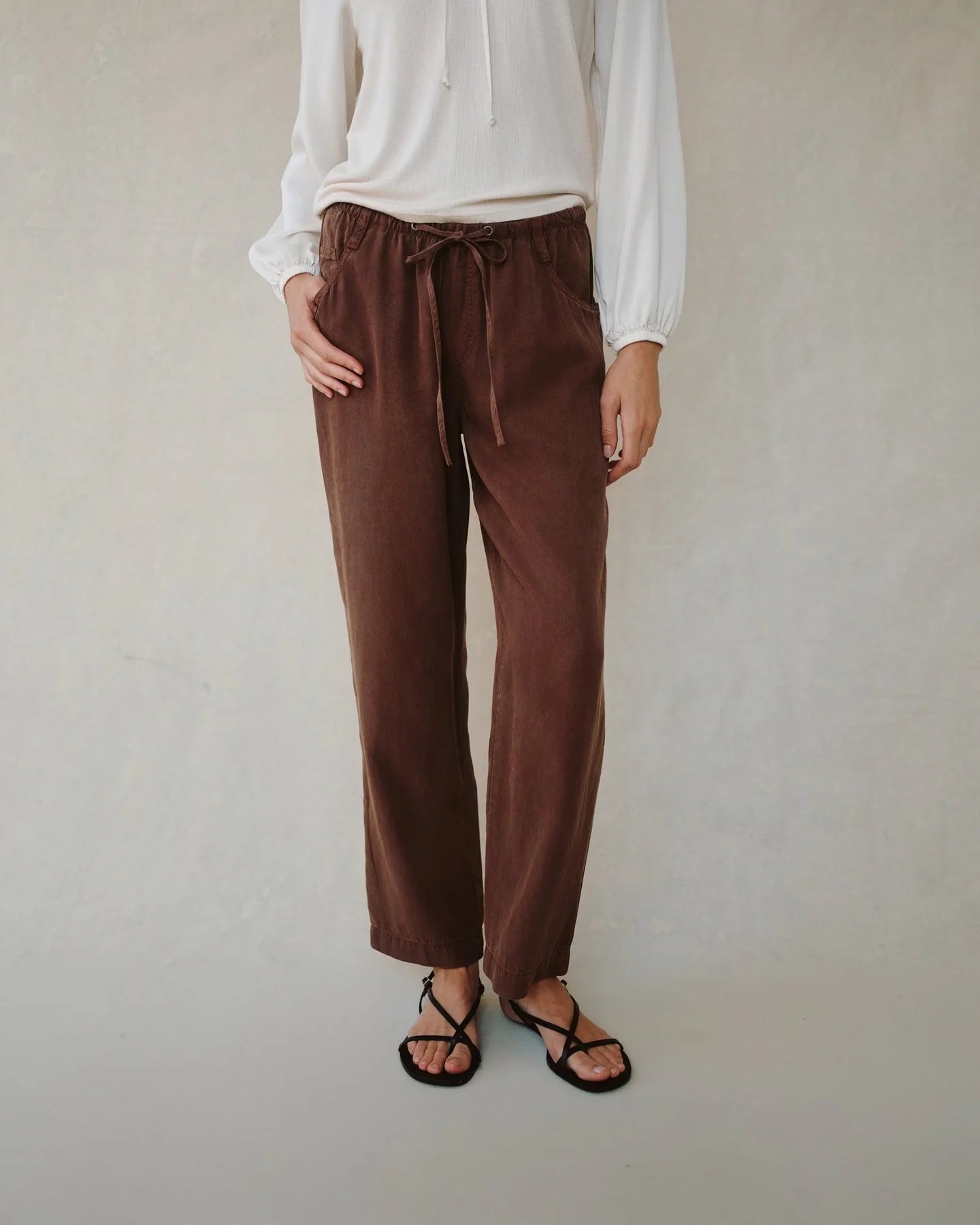 Bella Dahl | Pull on Trouser | Saddle Brown