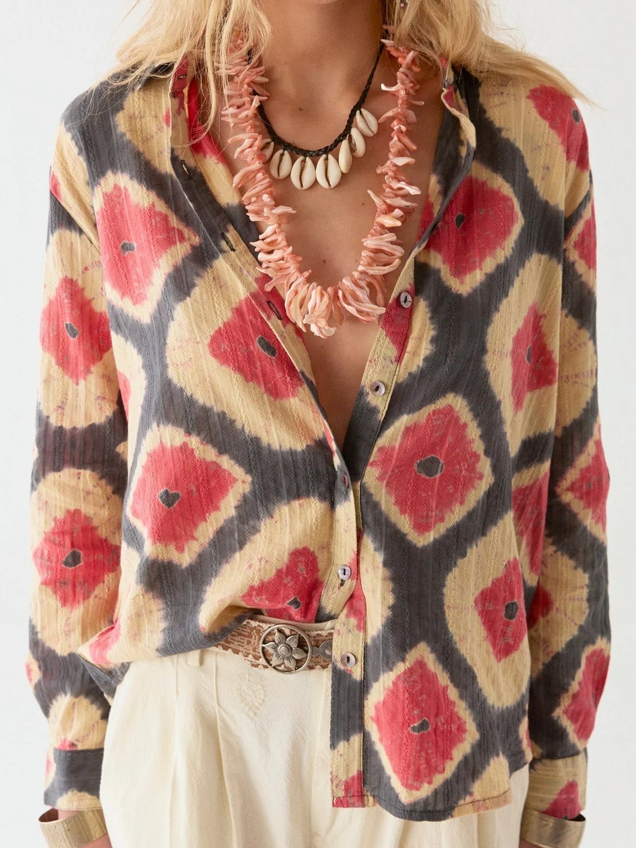 Maison Hotel | Rusty Blouse | Casiopea Volcano