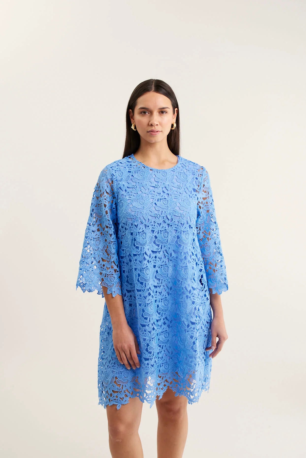 Alessandra | Claire Lace Dress | Cornflower