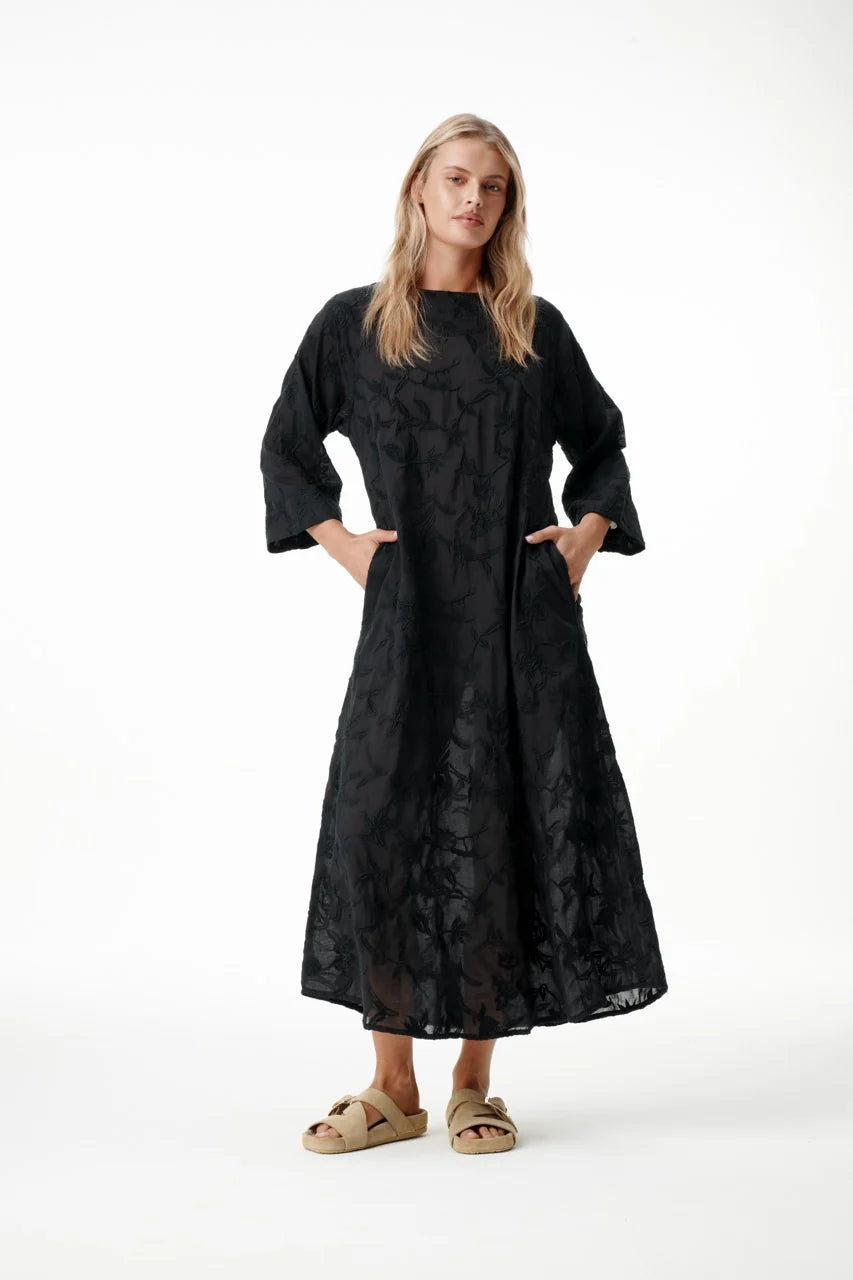 One Season | Deia Embroidery Dress | Black