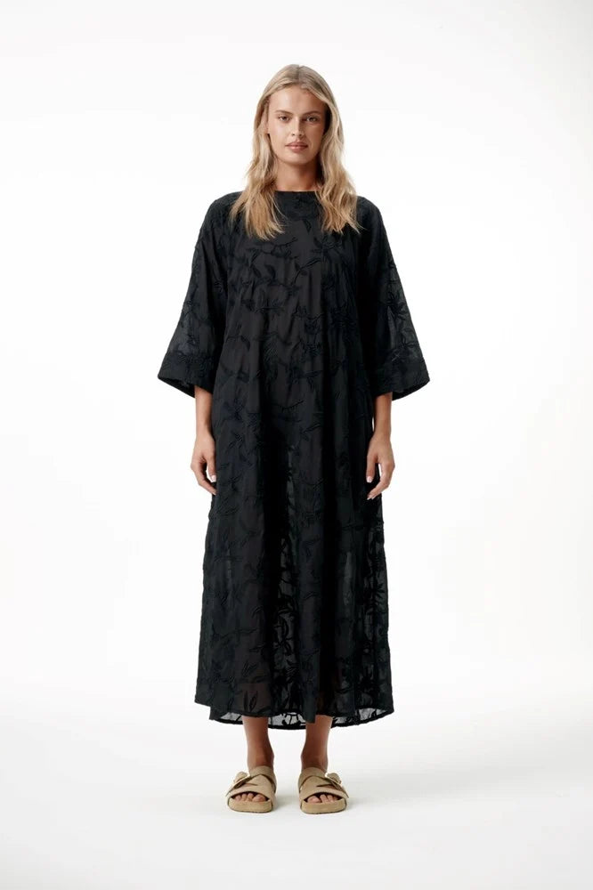 One Season | Deia Embroidery Dress | Black