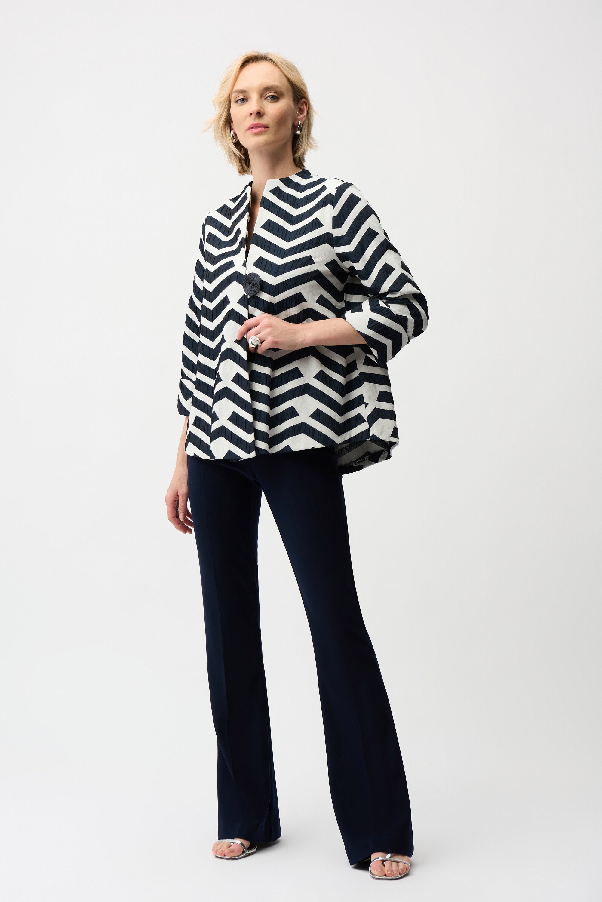 Joseph Ribkoff | Geometric Jacquard Trapeze Jacket | Navy/White
