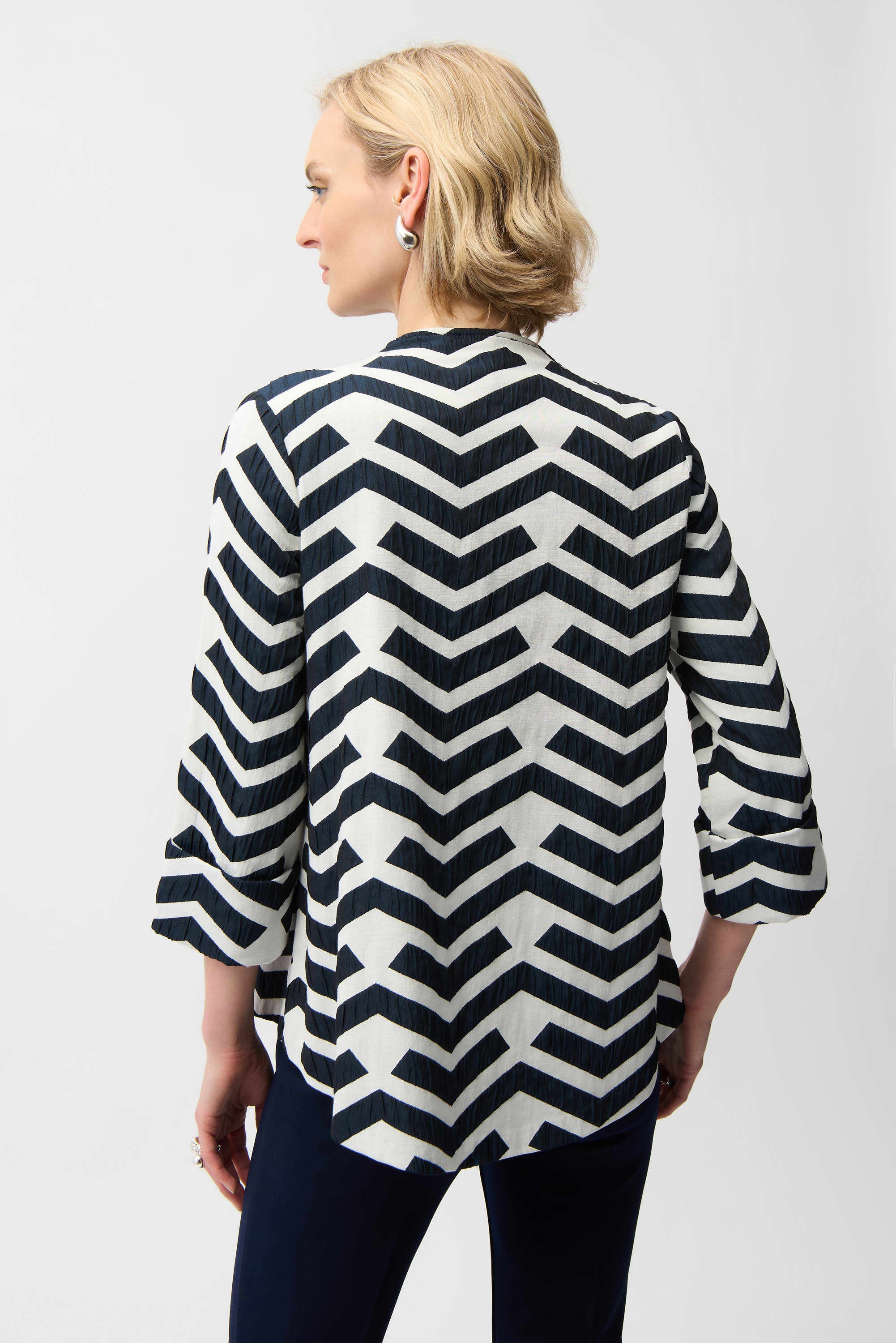 Joseph Ribkoff | Geometric Jacquard Trapeze Jacket | Navy/White