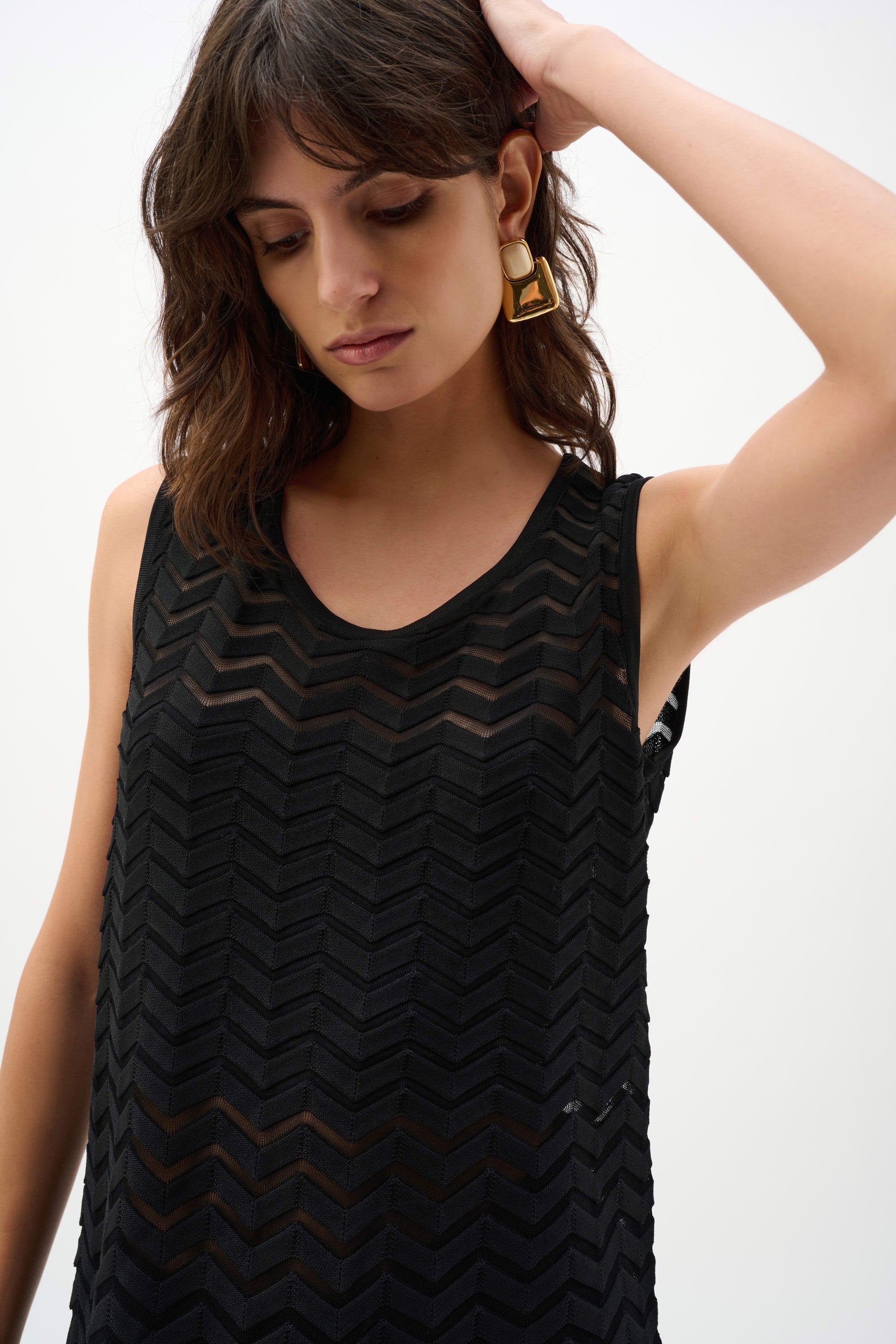 Joseph Ribkoff | Jacquard Knit Chevron Relaxed Top | Black