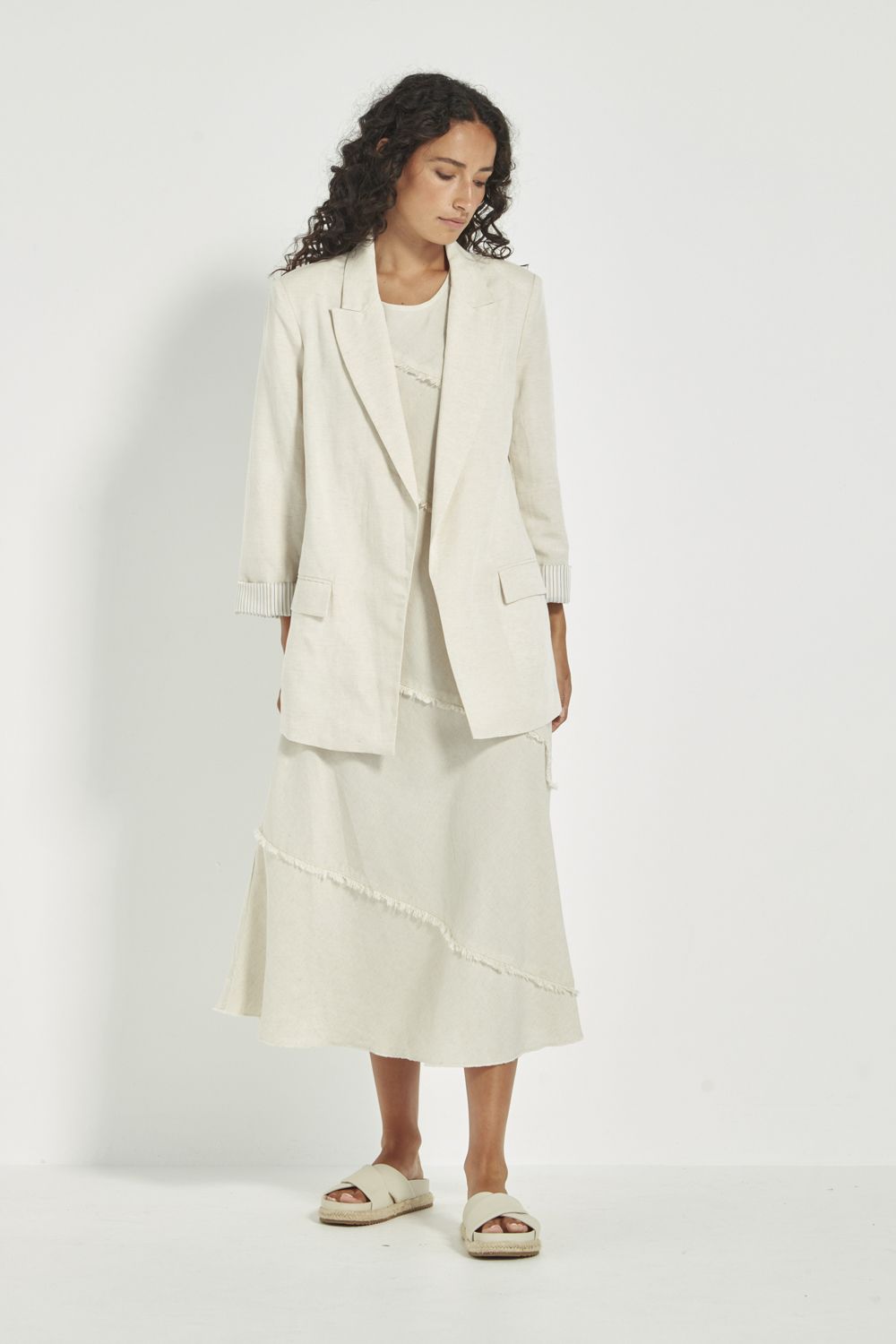 Verge | Yara Blazer | Cashew