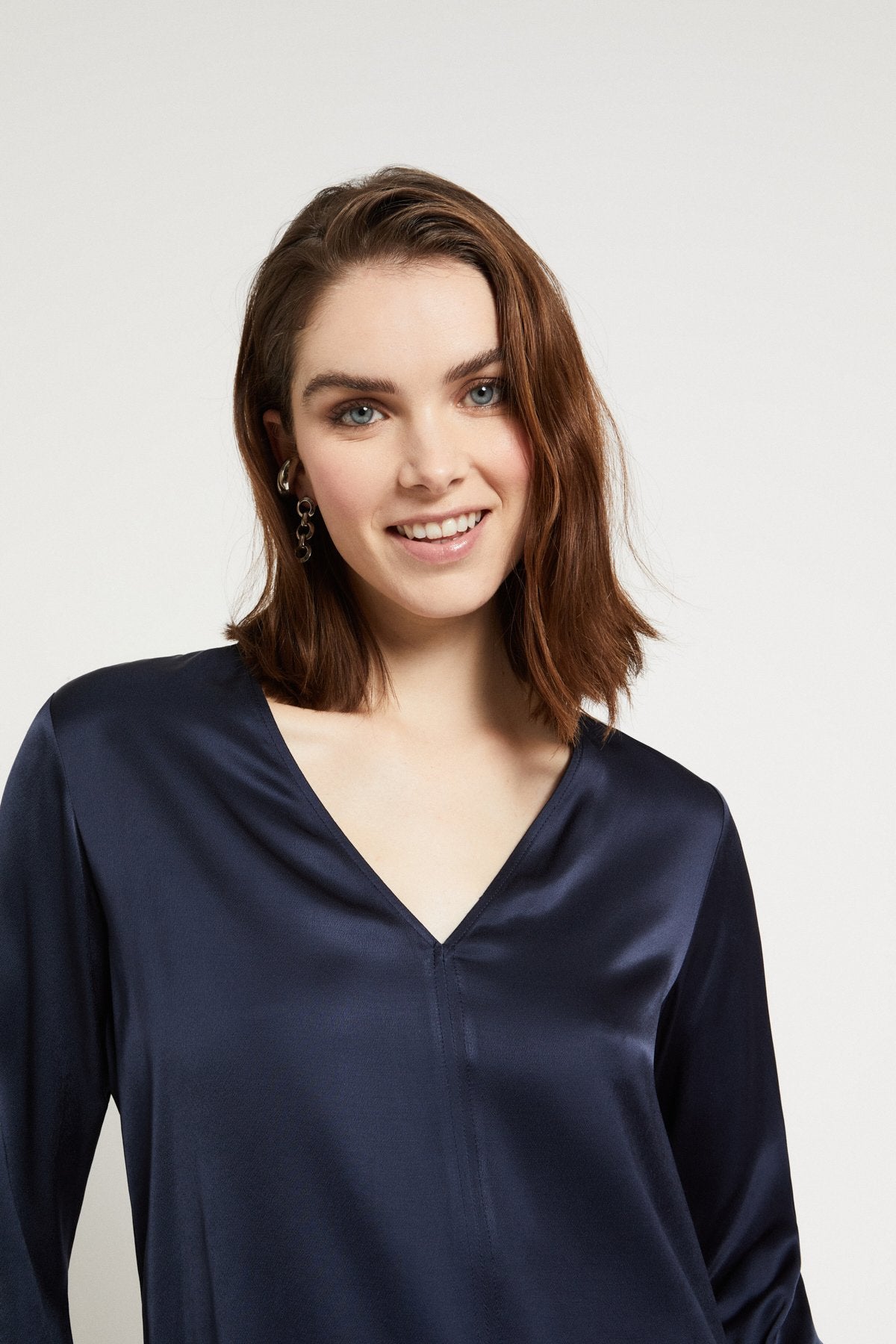 Ottod'Ame | V-Neck Blouse | Navy
