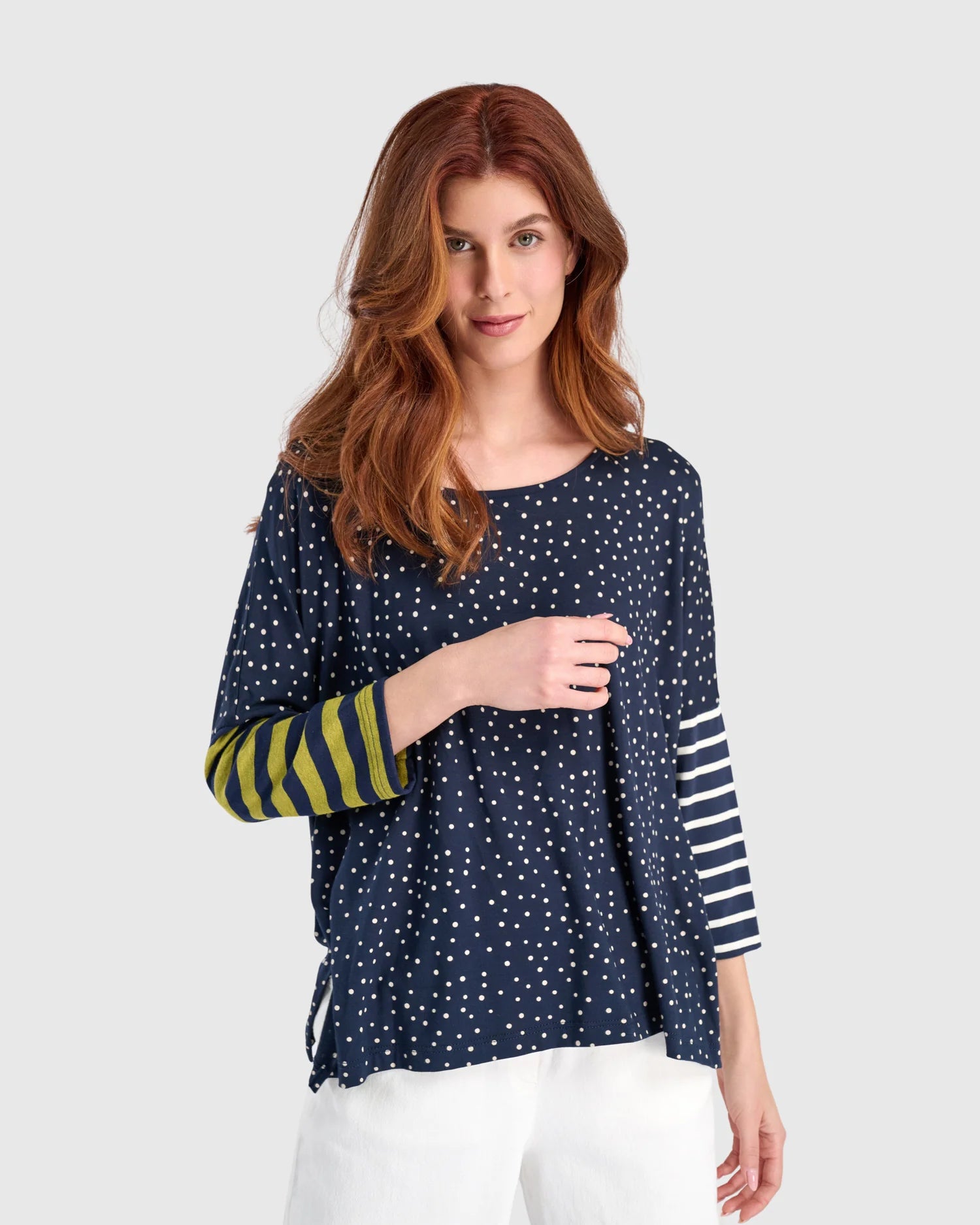 Alembika | Spot Crew Neck Tee | Navy/White/Lime