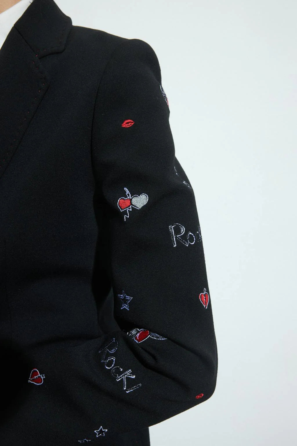 Bariloche | Blazer with Embroidery One Arm | Black