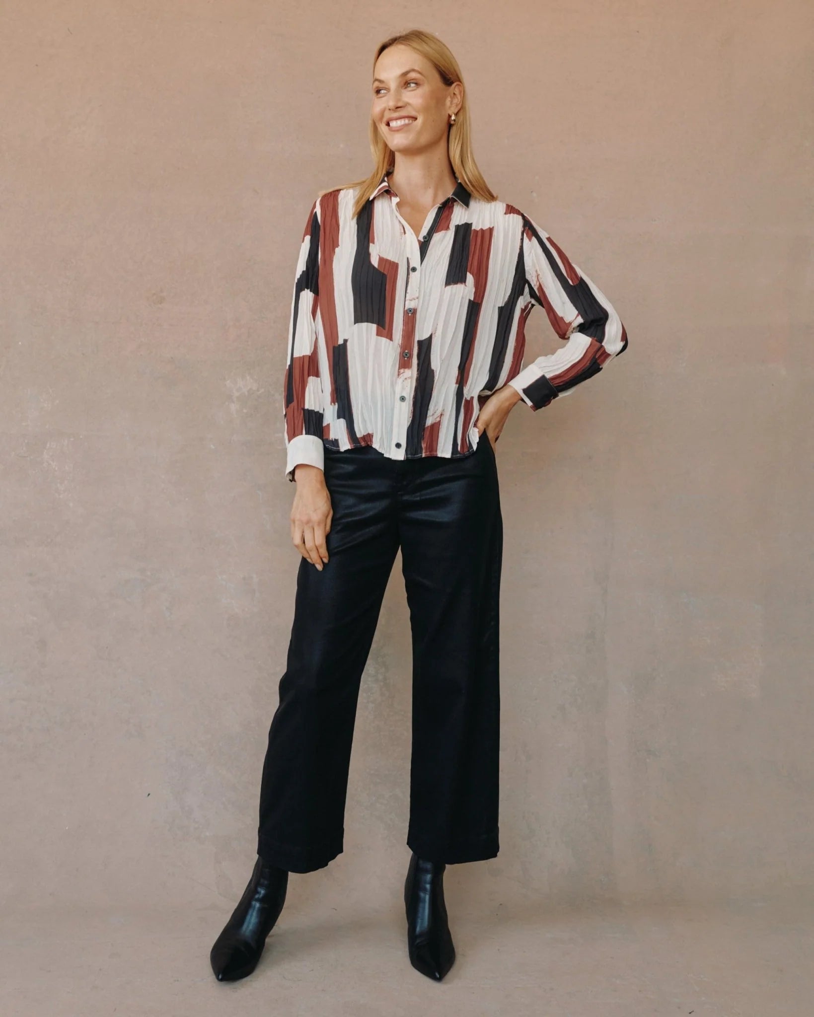 Bella Dahl | Pleated Button Down Shirt | Modern Art Print