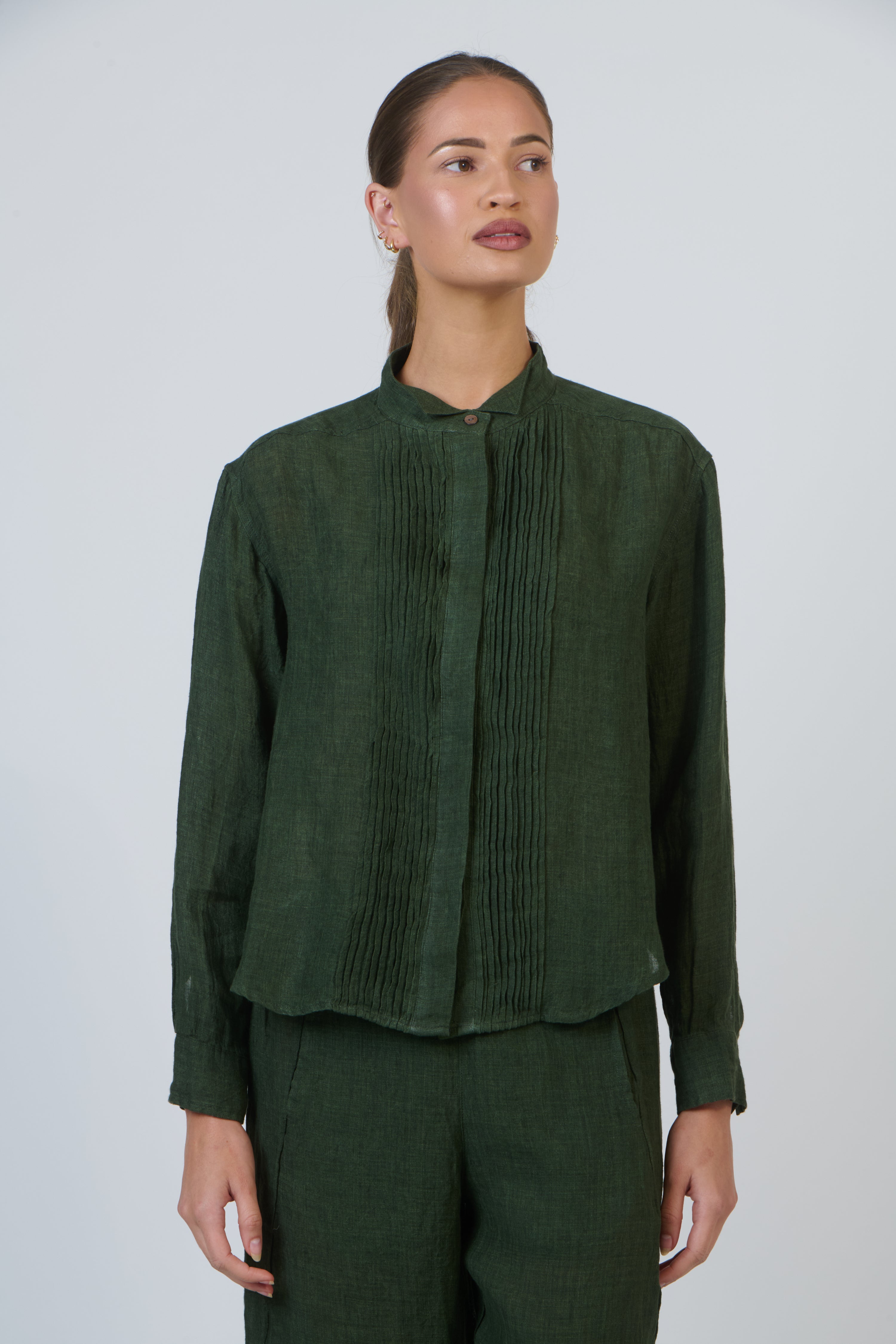 Naturals | Collared Pin Tuck Shirt | Myrtle